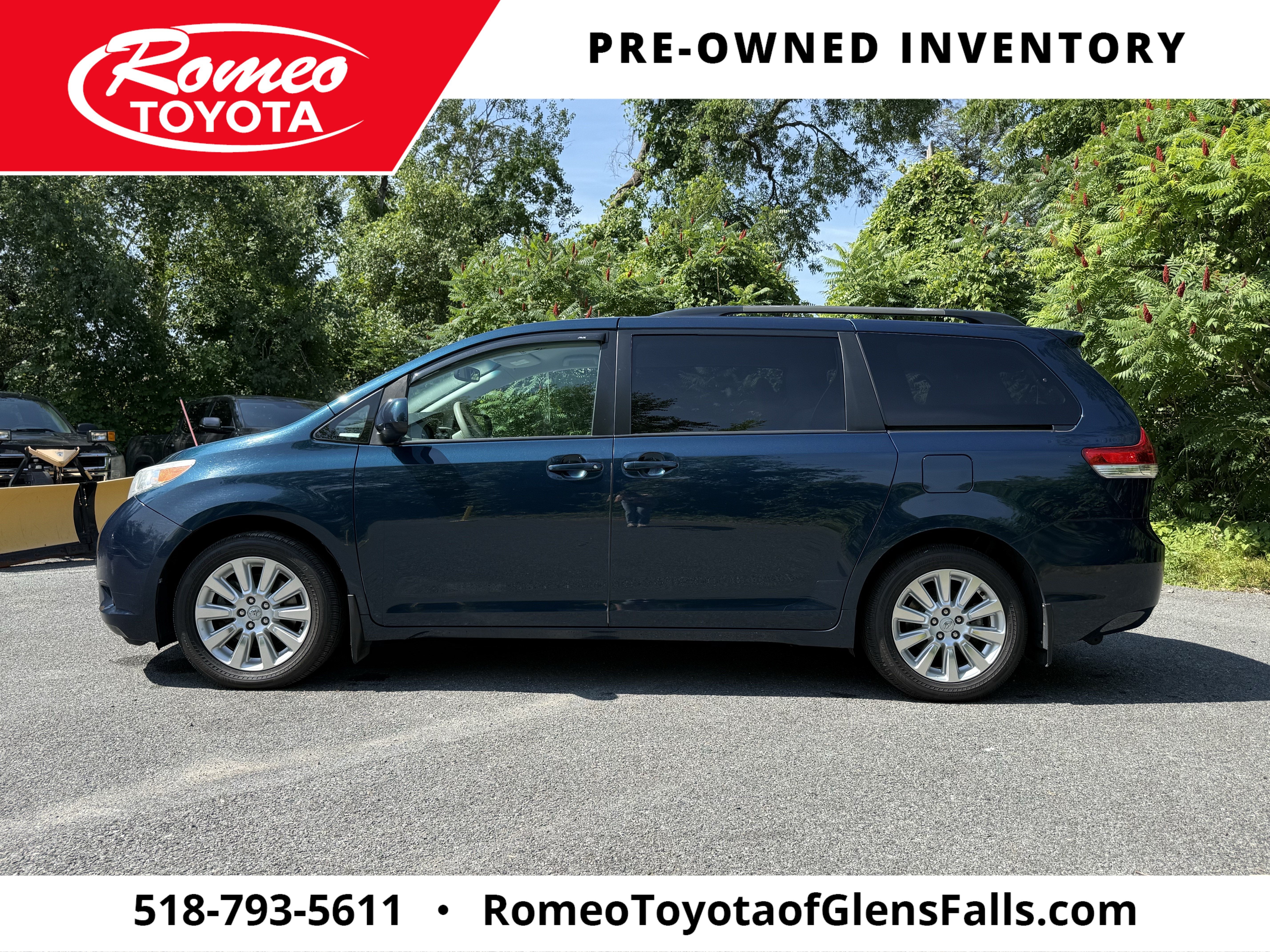 2012 Toyota Sienna LE