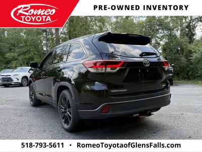 2019 Toyota Highlander SE