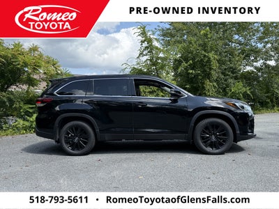 2019 Toyota Highlander SE
