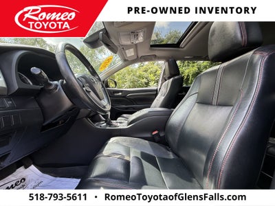 2019 Toyota Highlander SE
