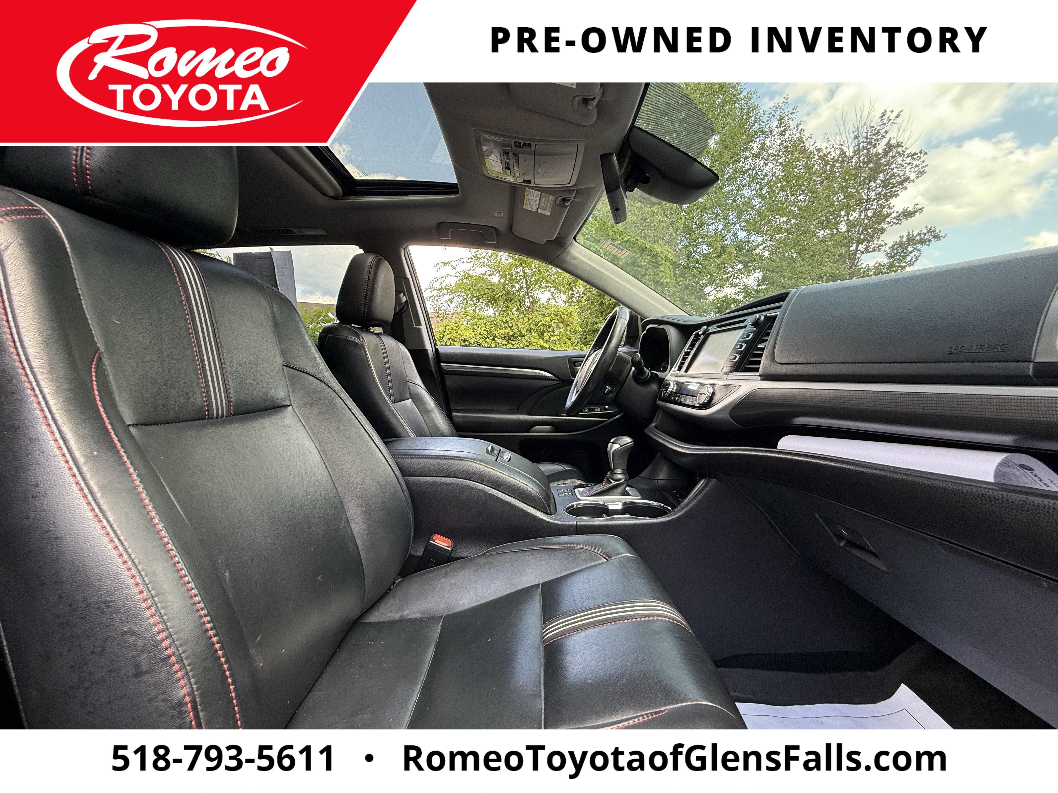 2019 Toyota Highlander SE
