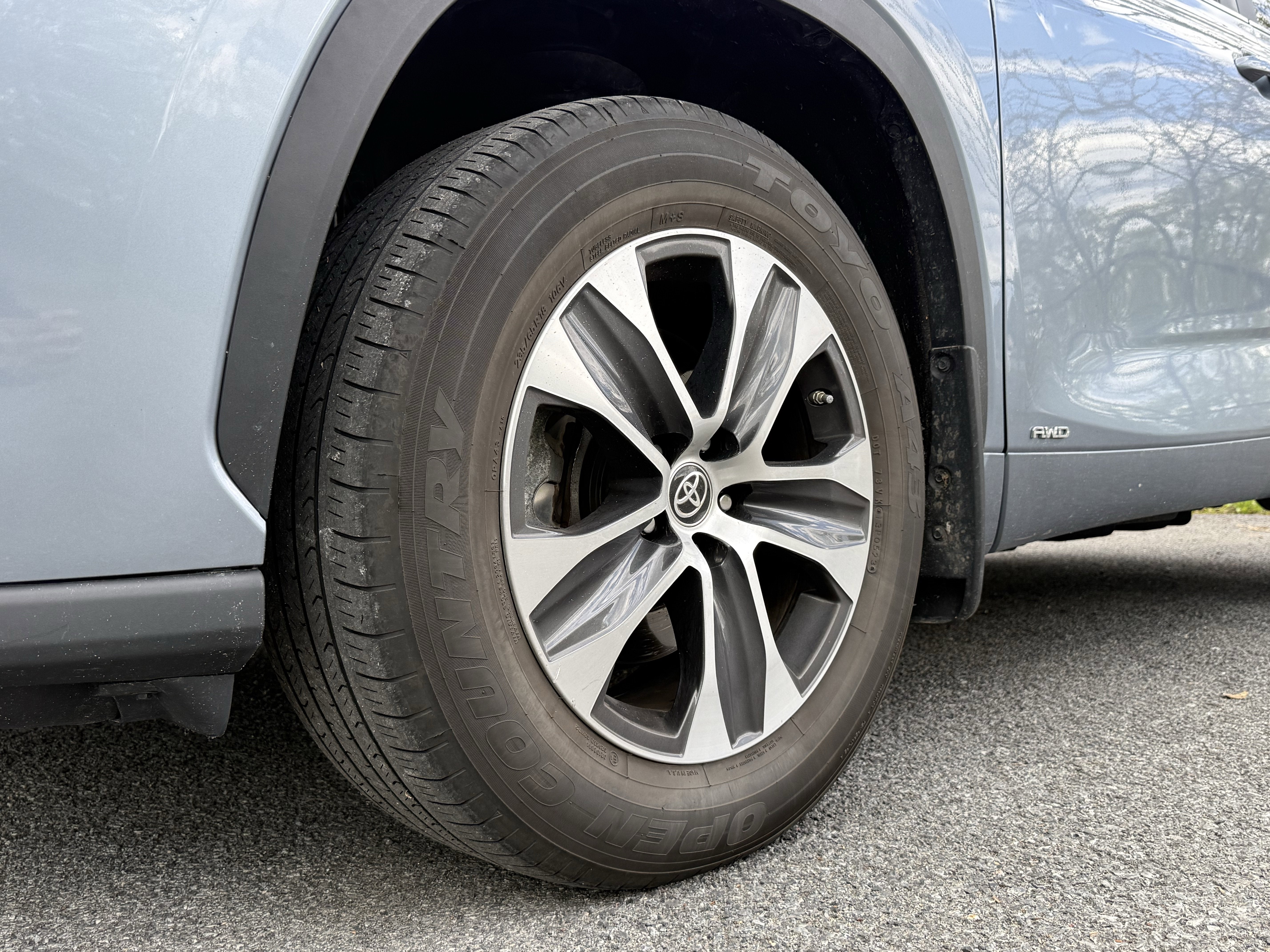 2023 Toyota Highlander Hybrid XLE