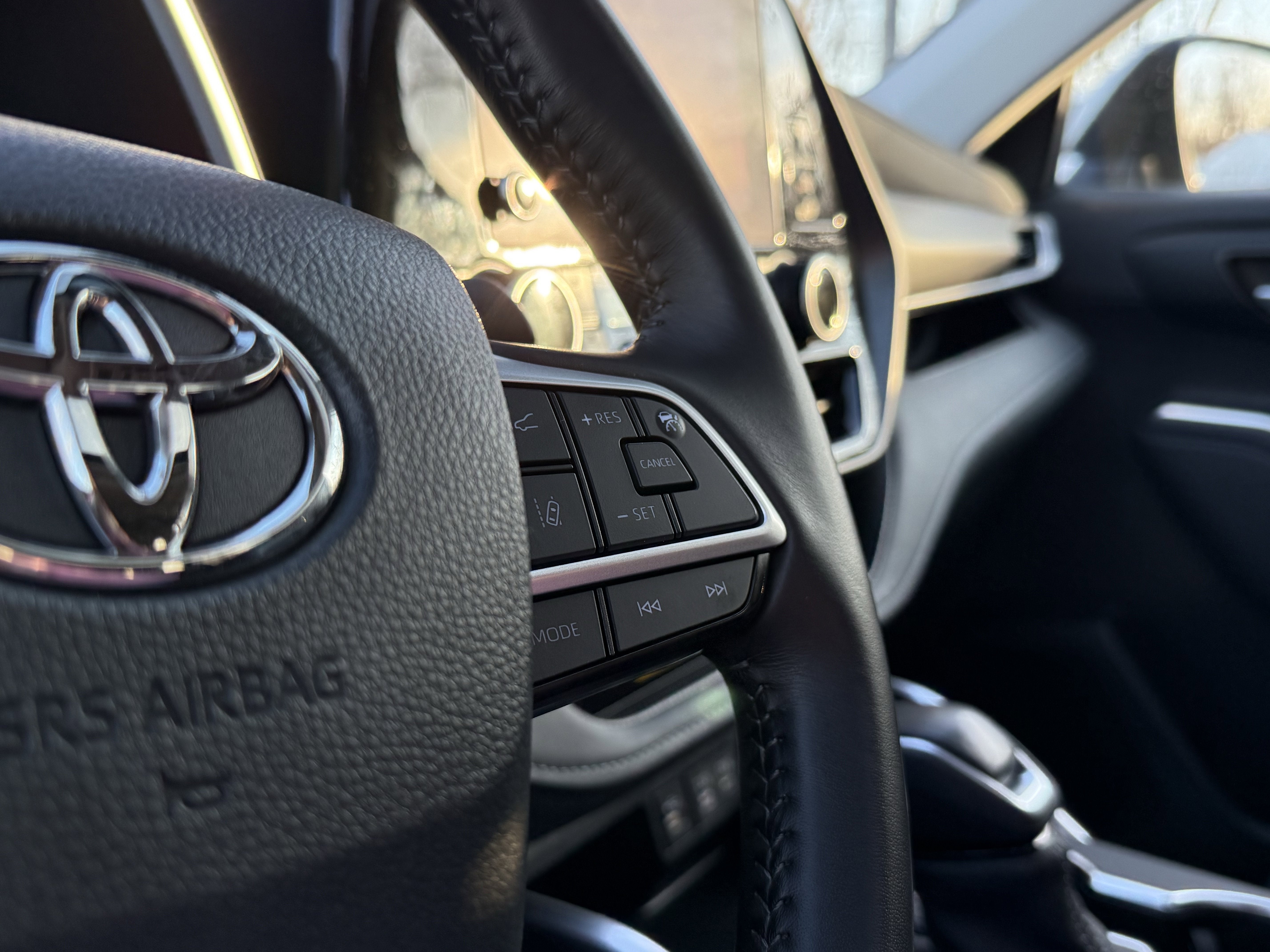 2024 Toyota Highlander Hybrid XLE