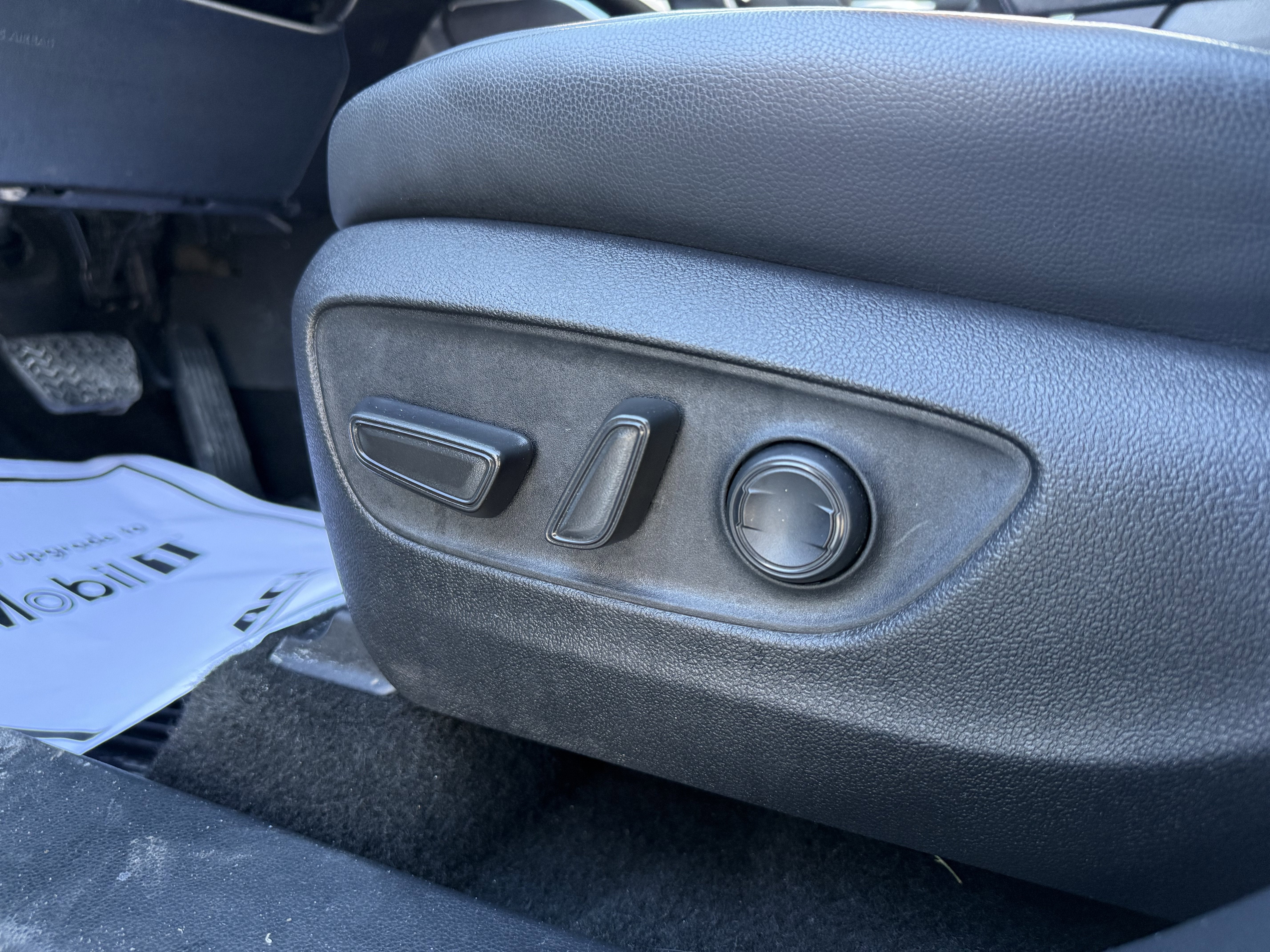 2024 Toyota Highlander Hybrid XLE