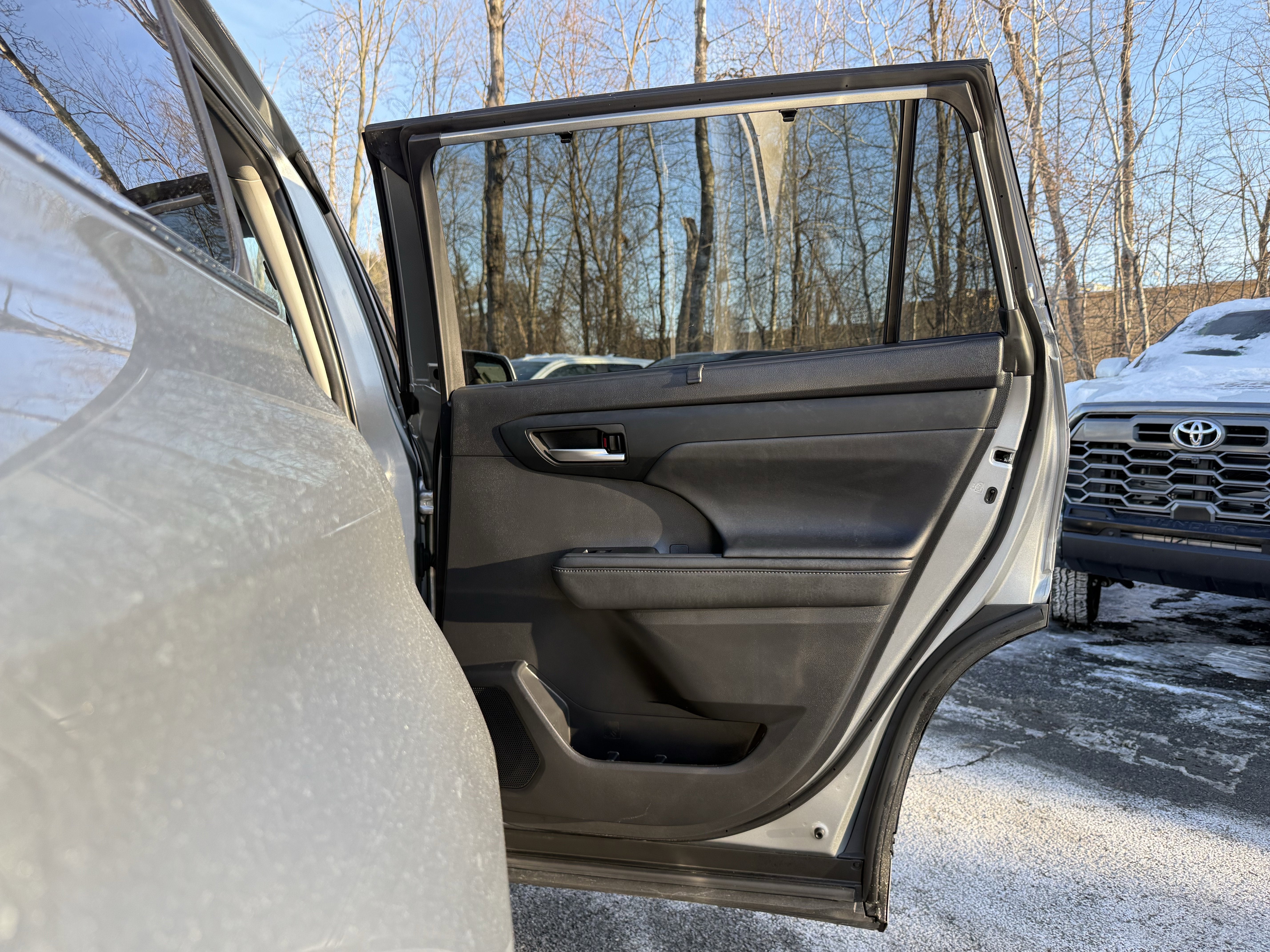 2024 Toyota Highlander Hybrid XLE