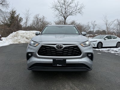 2025 Toyota Highlander Hybrid XLE