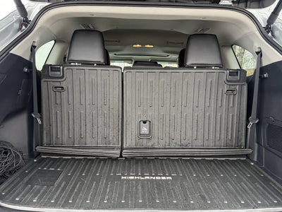 2025 Toyota Highlander Hybrid XLE