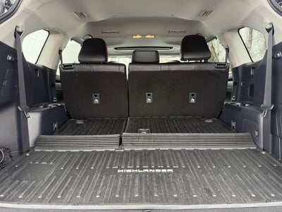 2025 Toyota Highlander Hybrid XLE