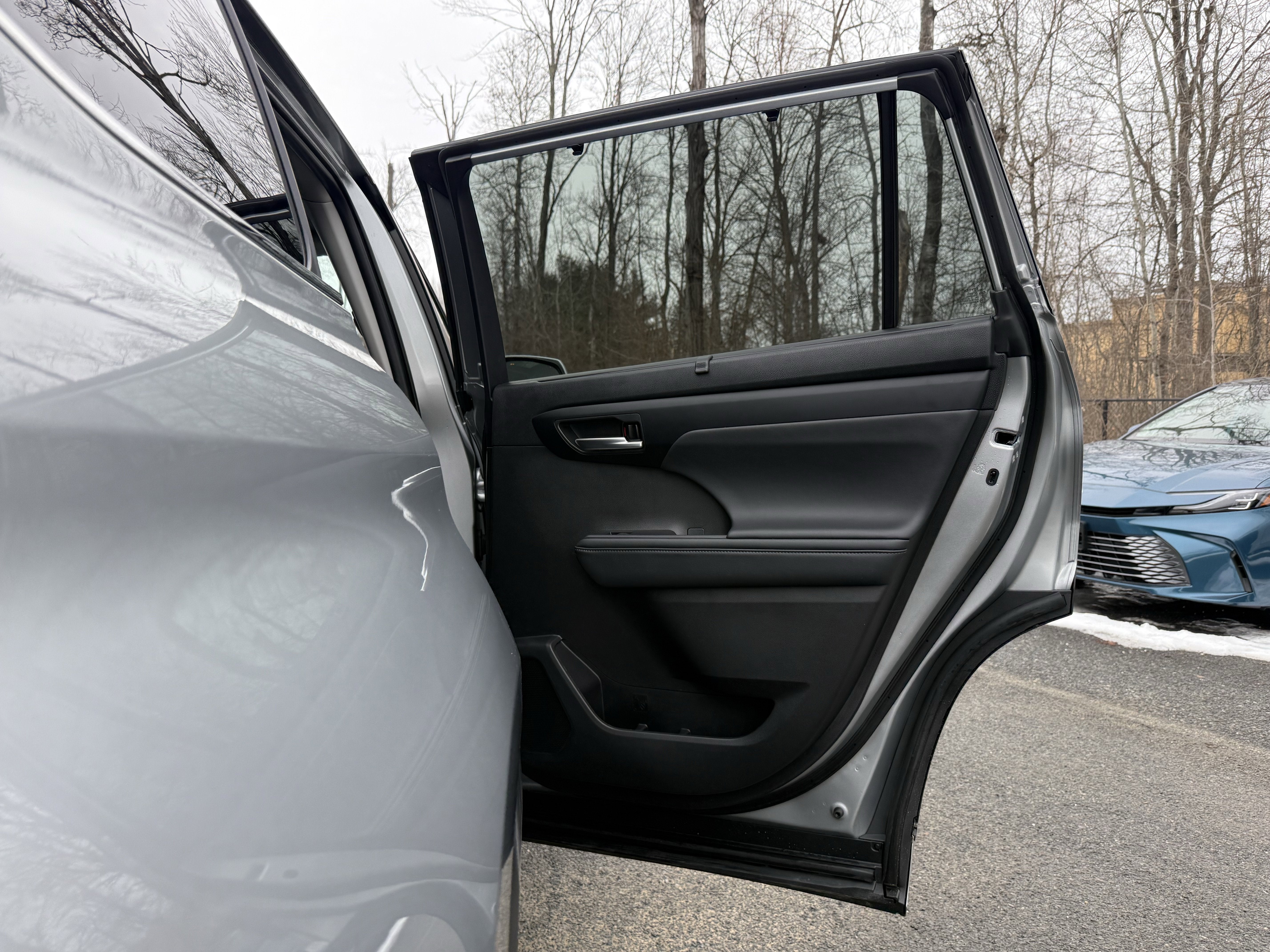 2025 Toyota Highlander Hybrid XLE