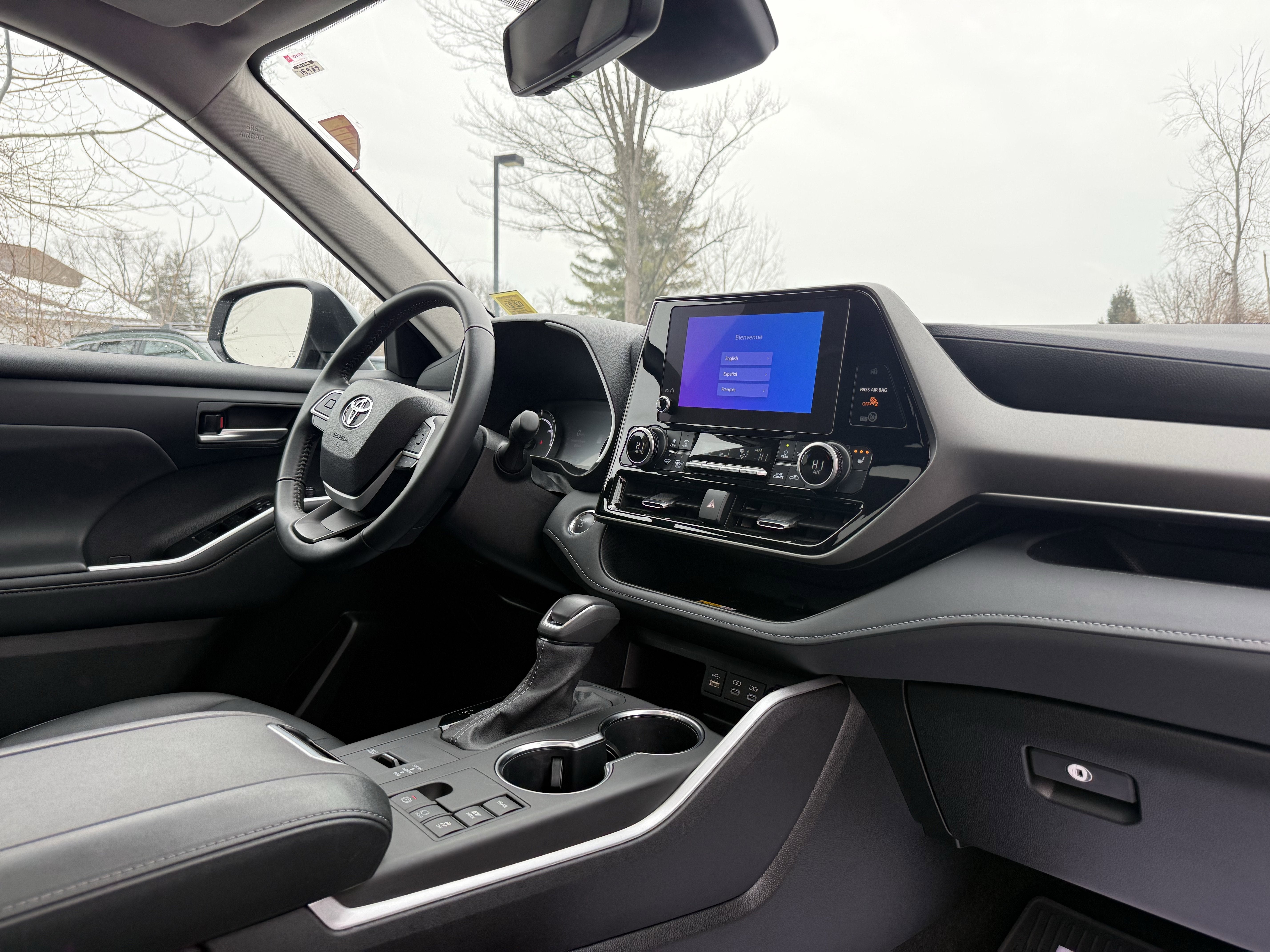 2025 Toyota Highlander Hybrid XLE