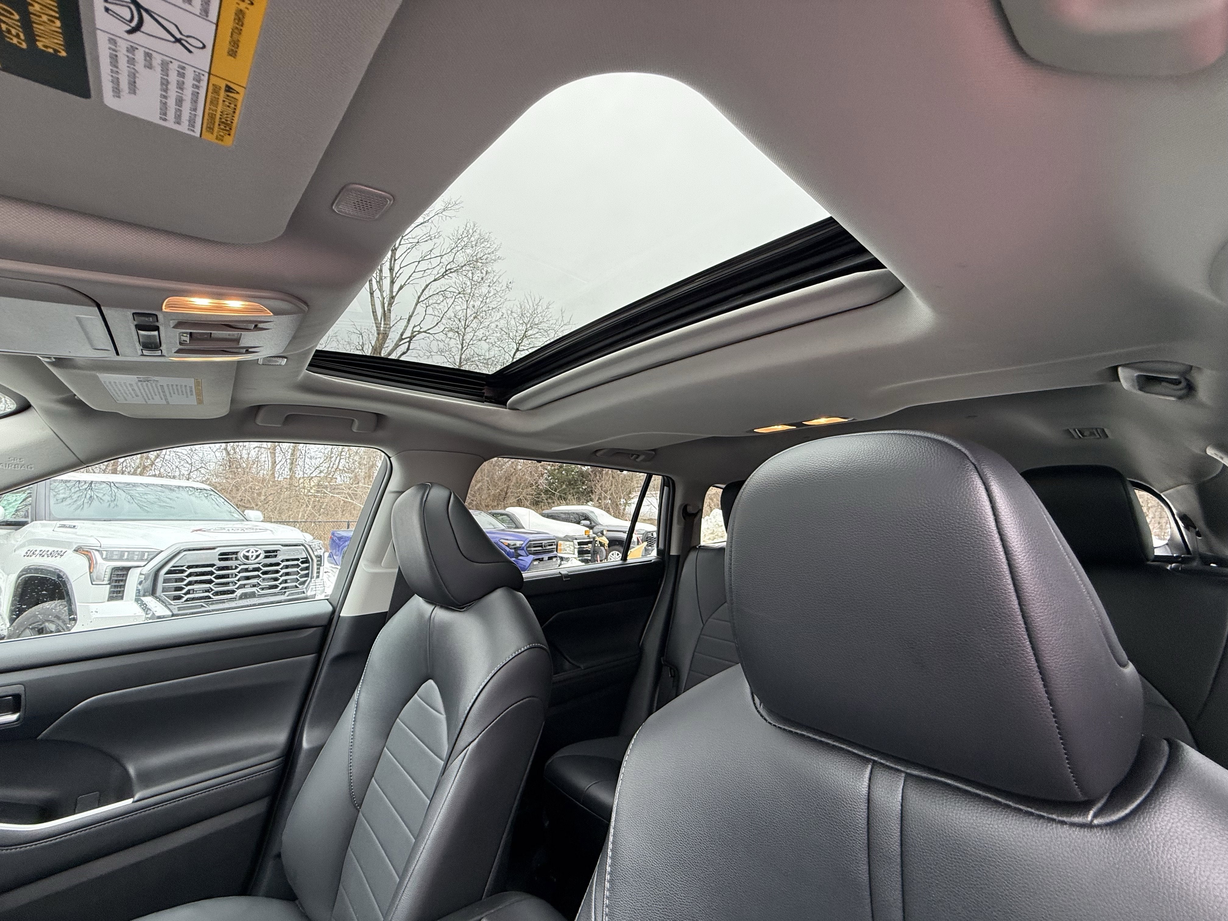 2025 Toyota Highlander Hybrid XLE