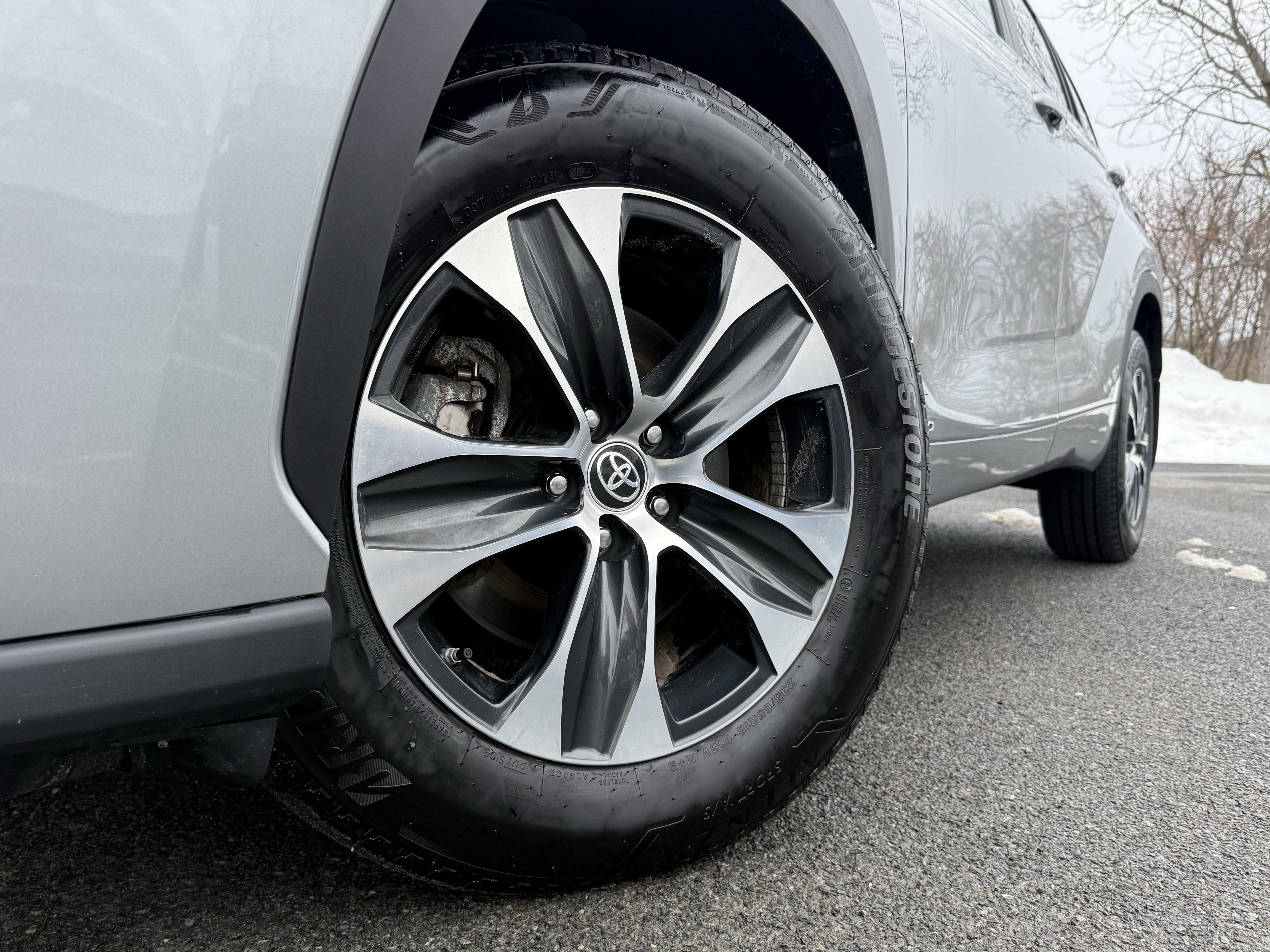 2025 Toyota Highlander Hybrid XLE