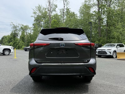 2023 Toyota Highlander Hybrid XLE