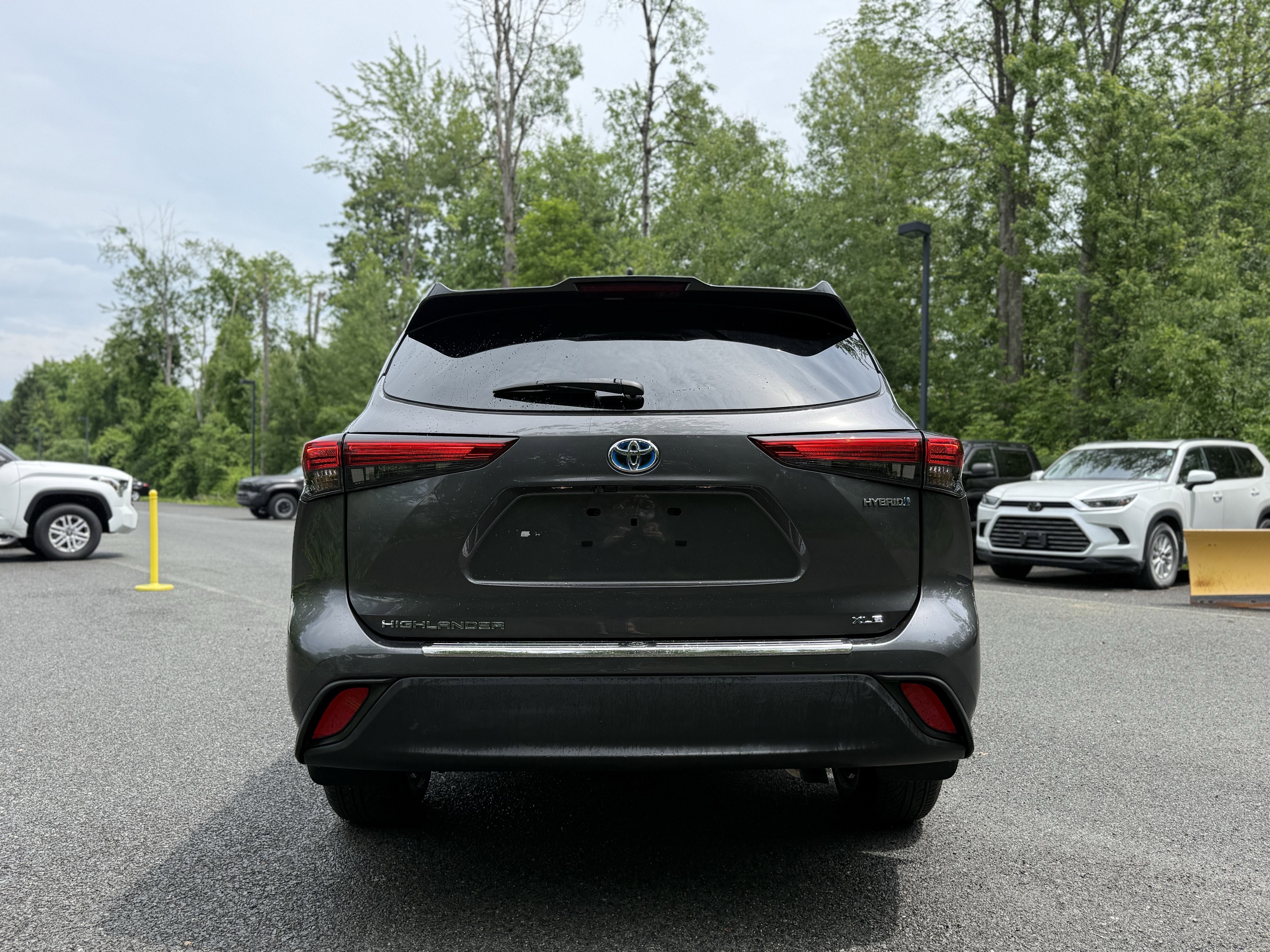 2023 Toyota Highlander Hybrid XLE