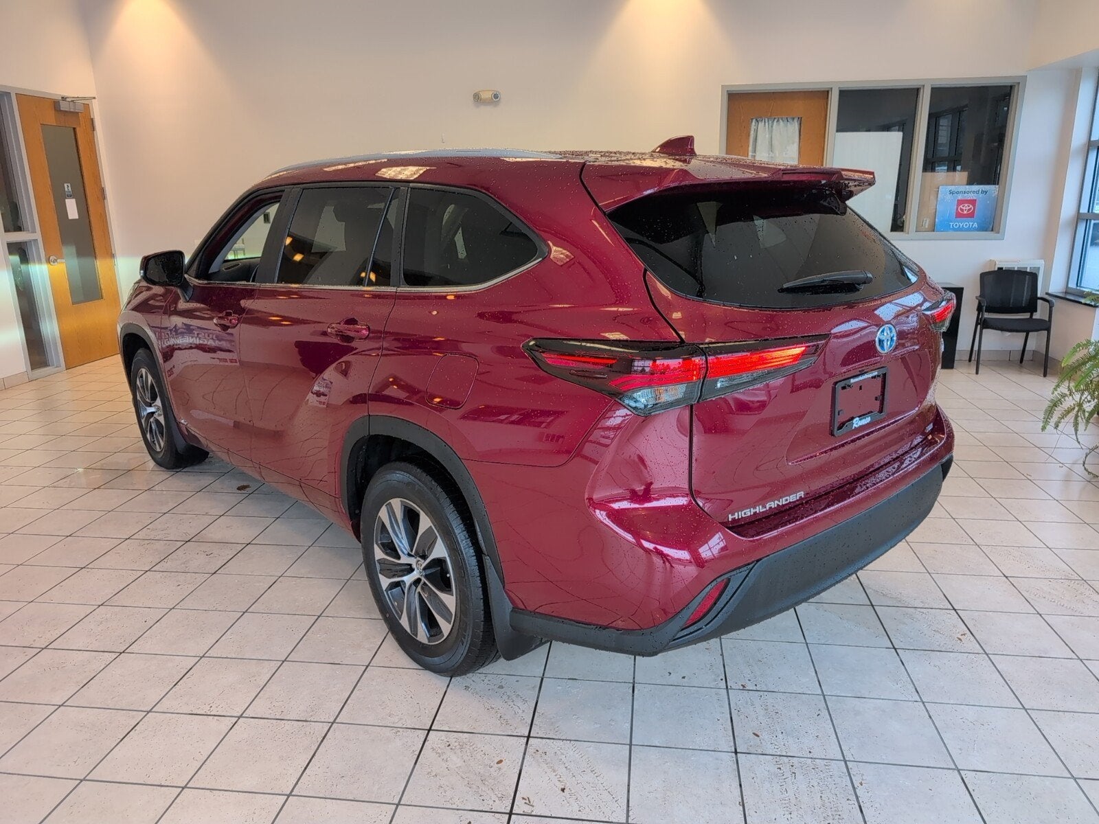 2024 Toyota Highlander Hybrid XLE Glens Falls NY Queensbury Hudson Falls South Glens Falls New