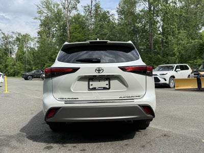 2024 Toyota Highlander Platinum