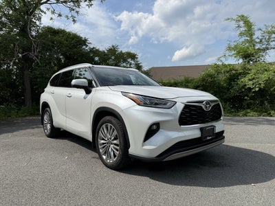 2024 Toyota Highlander Platinum