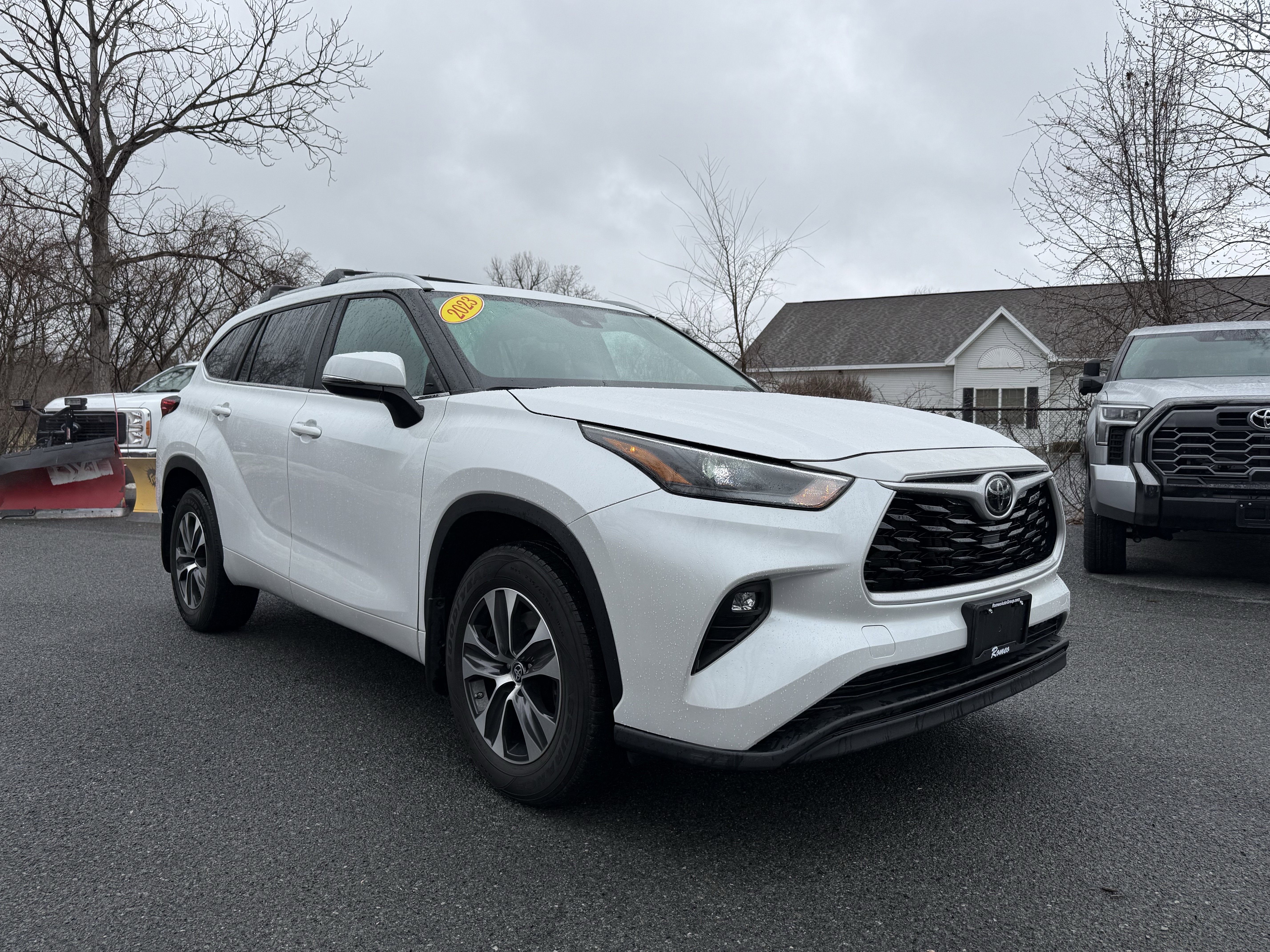 2023 Toyota Highlander XLE