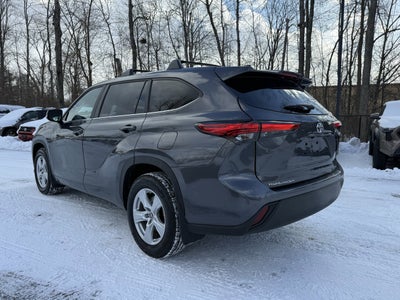 2023 Toyota Highlander LE