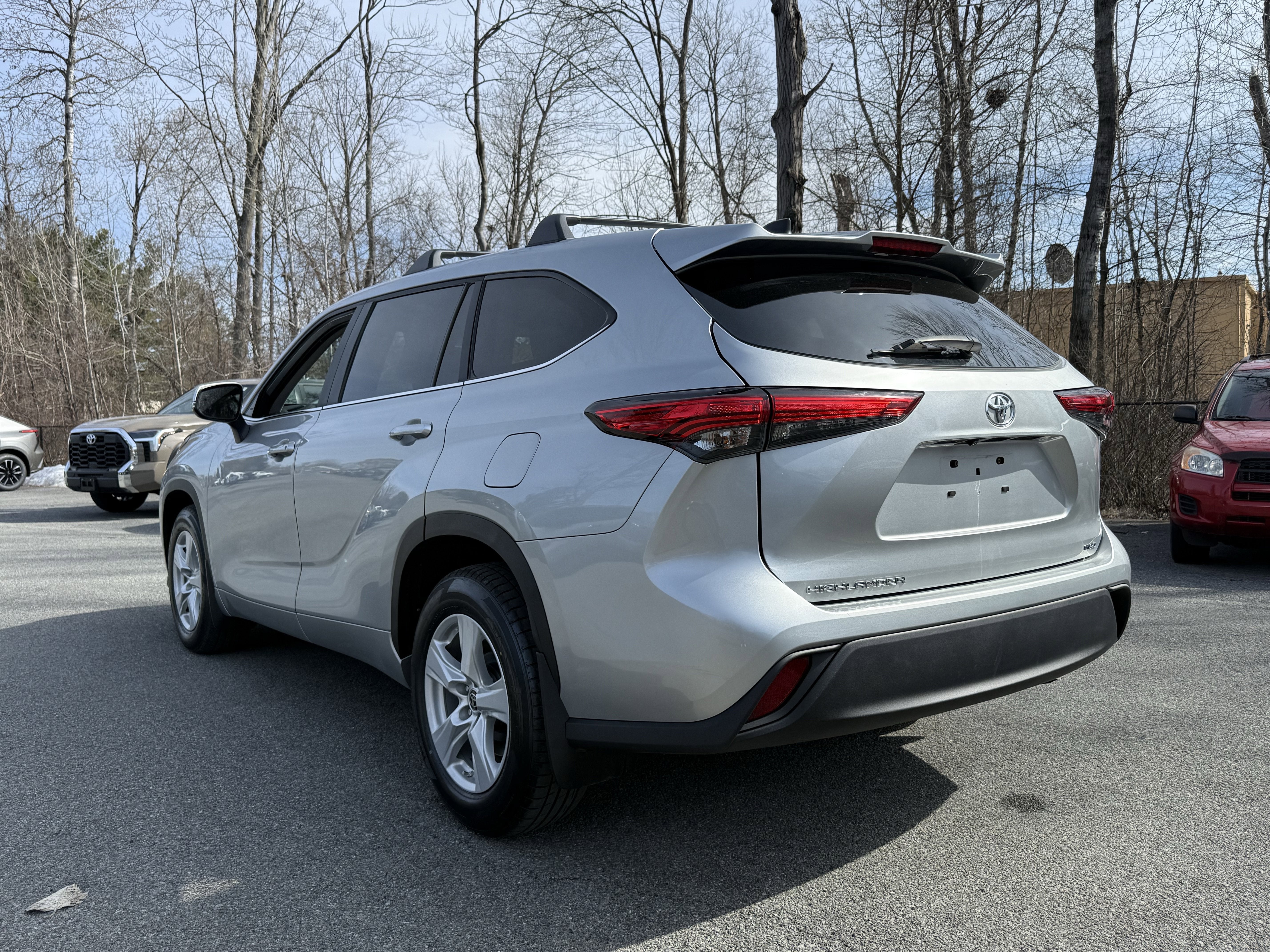 2023 Toyota Highlander L