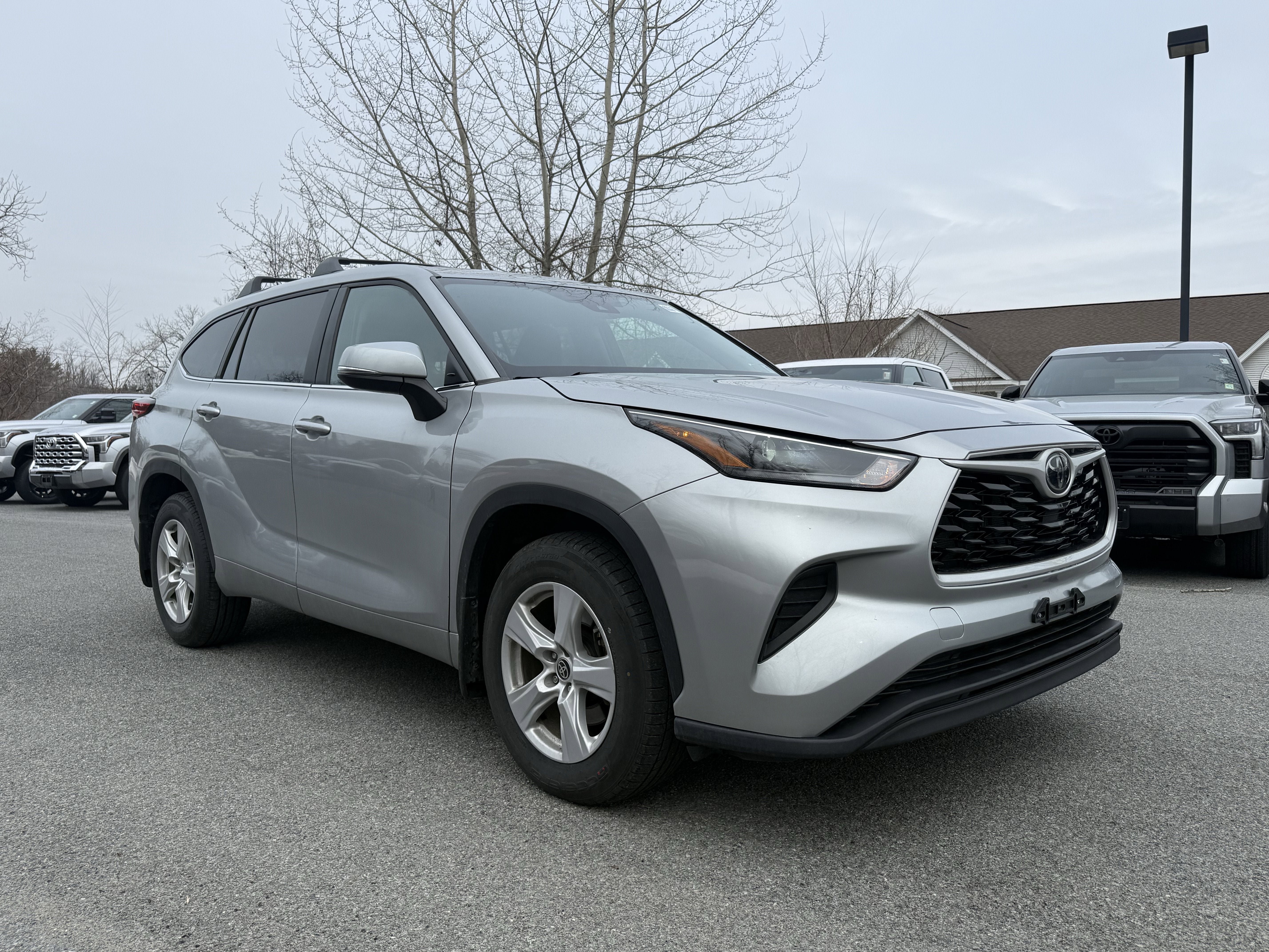 2023 Toyota Highlander L