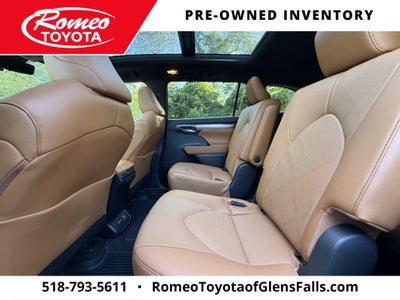 2023 Toyota Highlander Platinum
