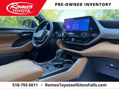 2023 Toyota Highlander Platinum