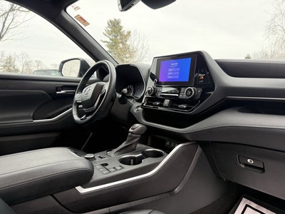 2023 Toyota Highlander XSE
