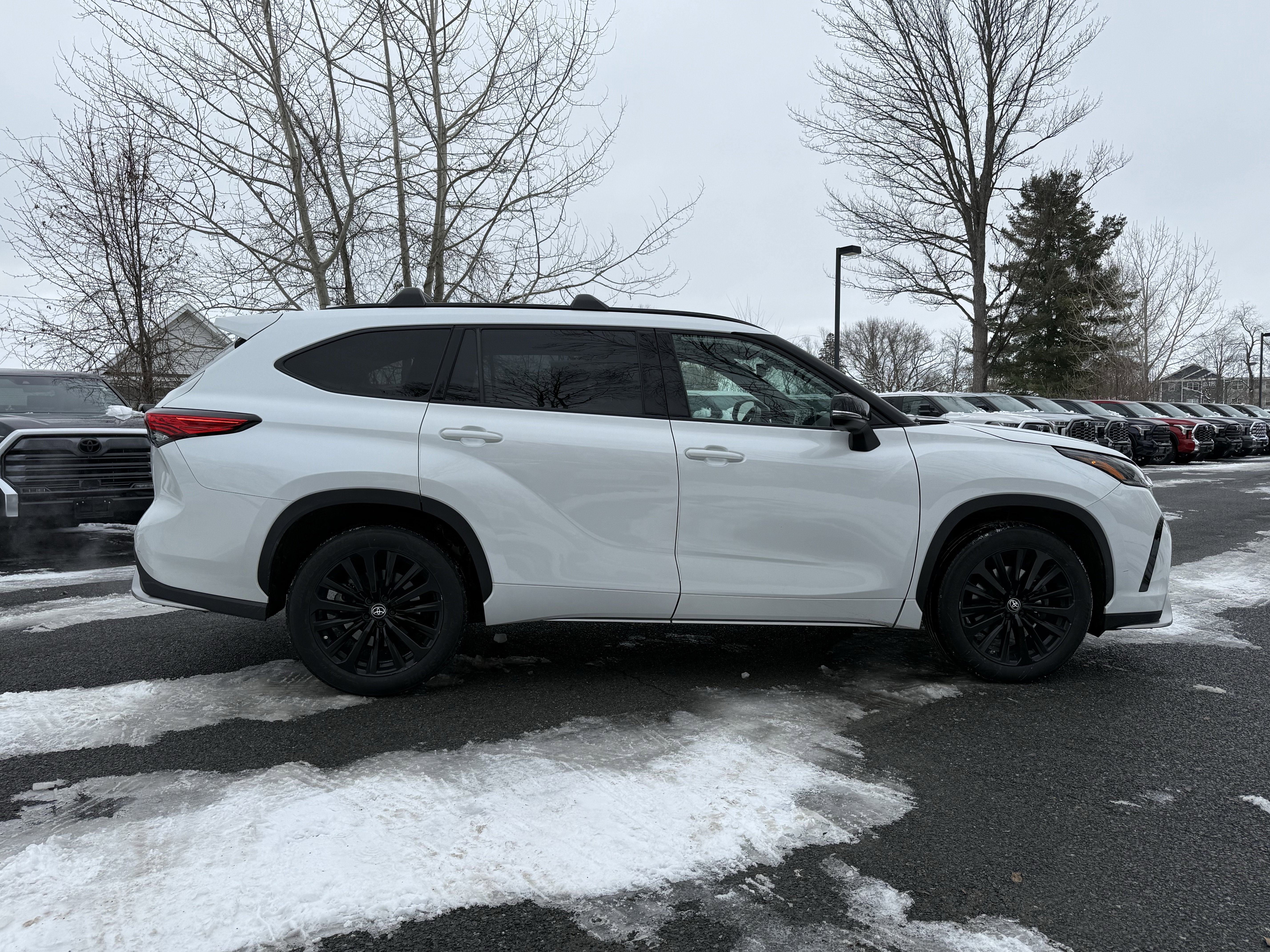 2023 Toyota Highlander XSE