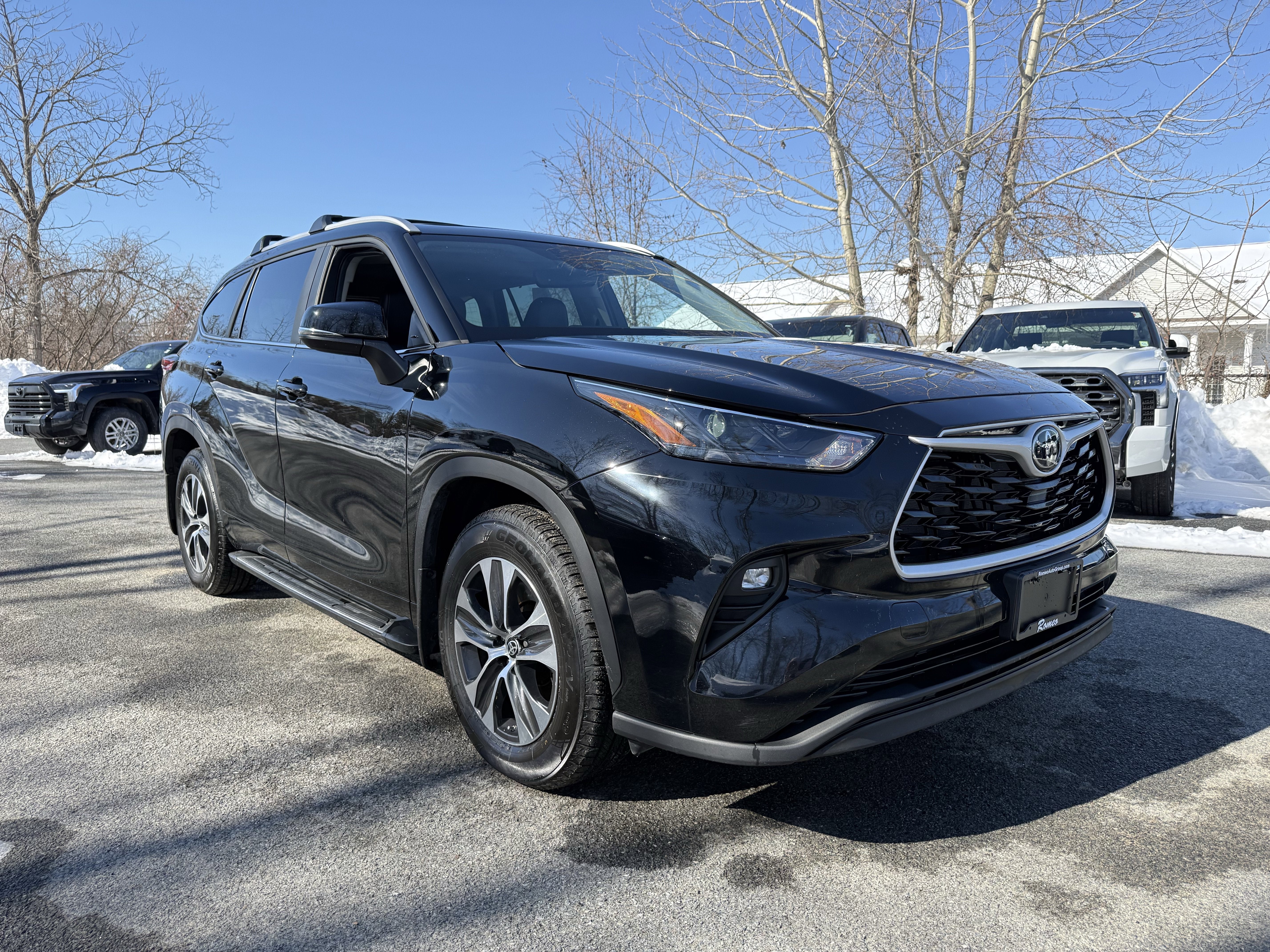 2023 Toyota Highlander XLE