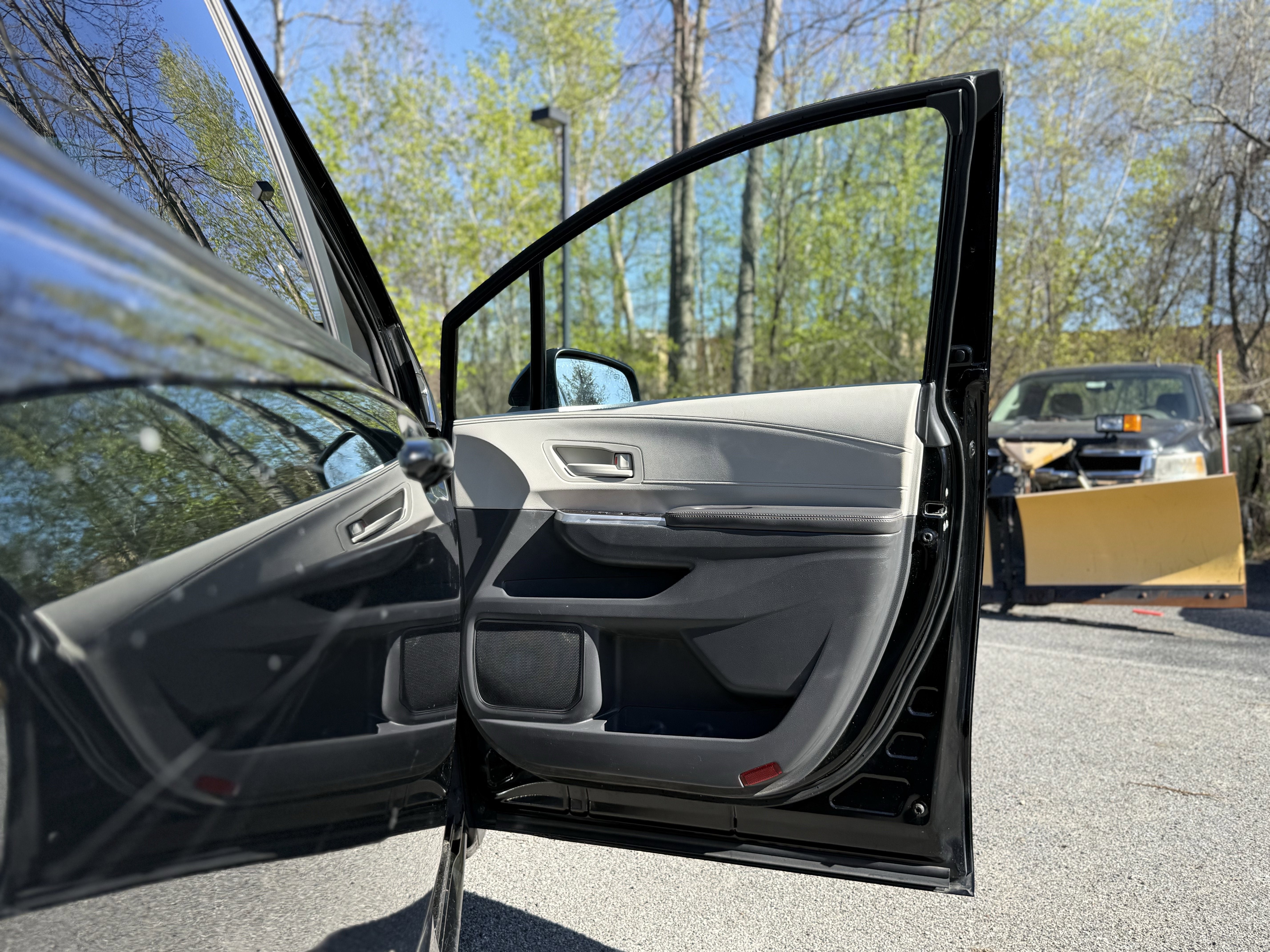 2022 Toyota Sienna LE 8 Passenger