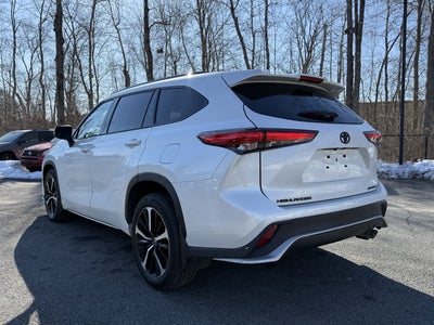 2022 Toyota Highlander XSE