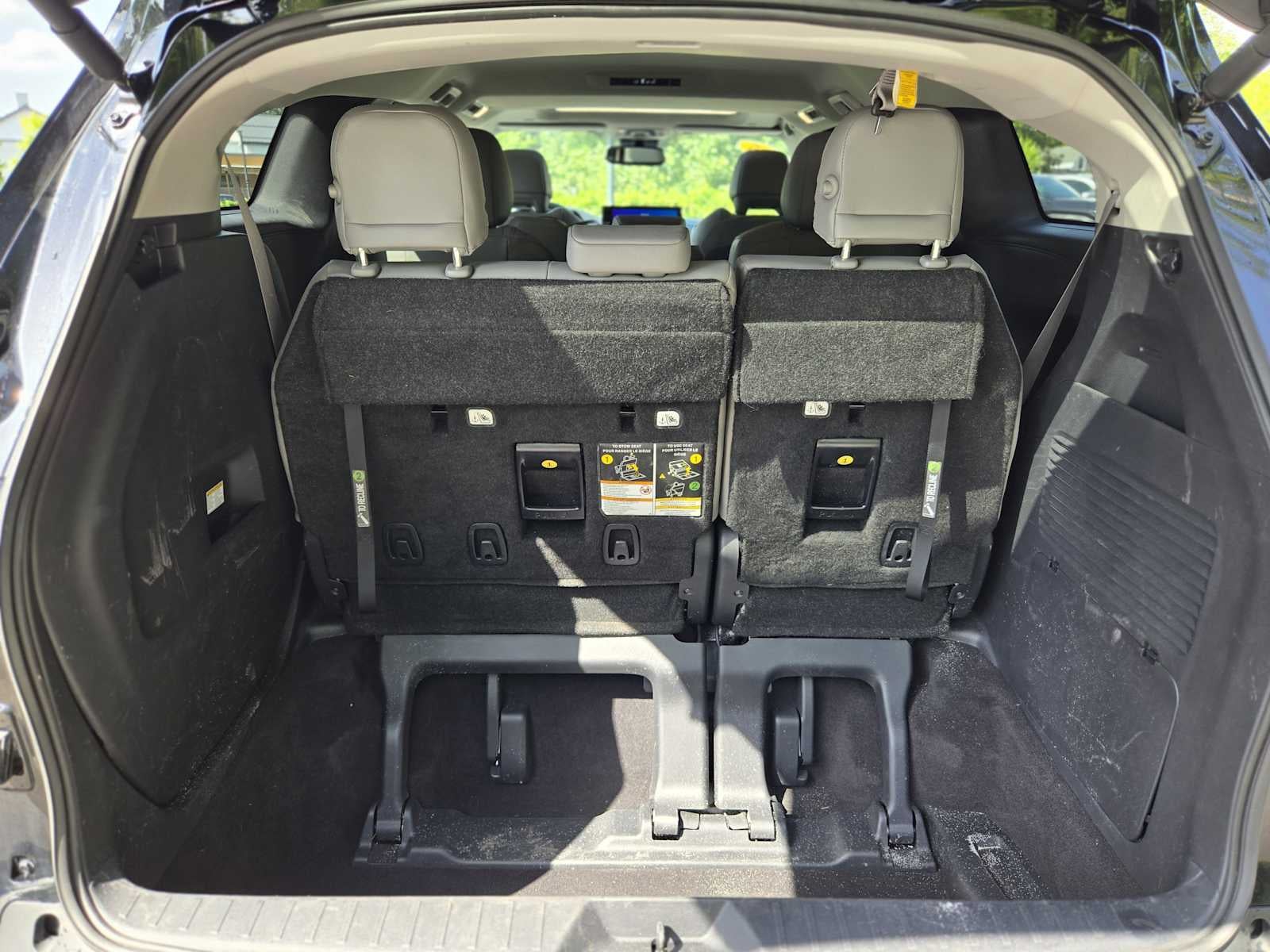 2025 Toyota Sienna XLE 8 Passenger