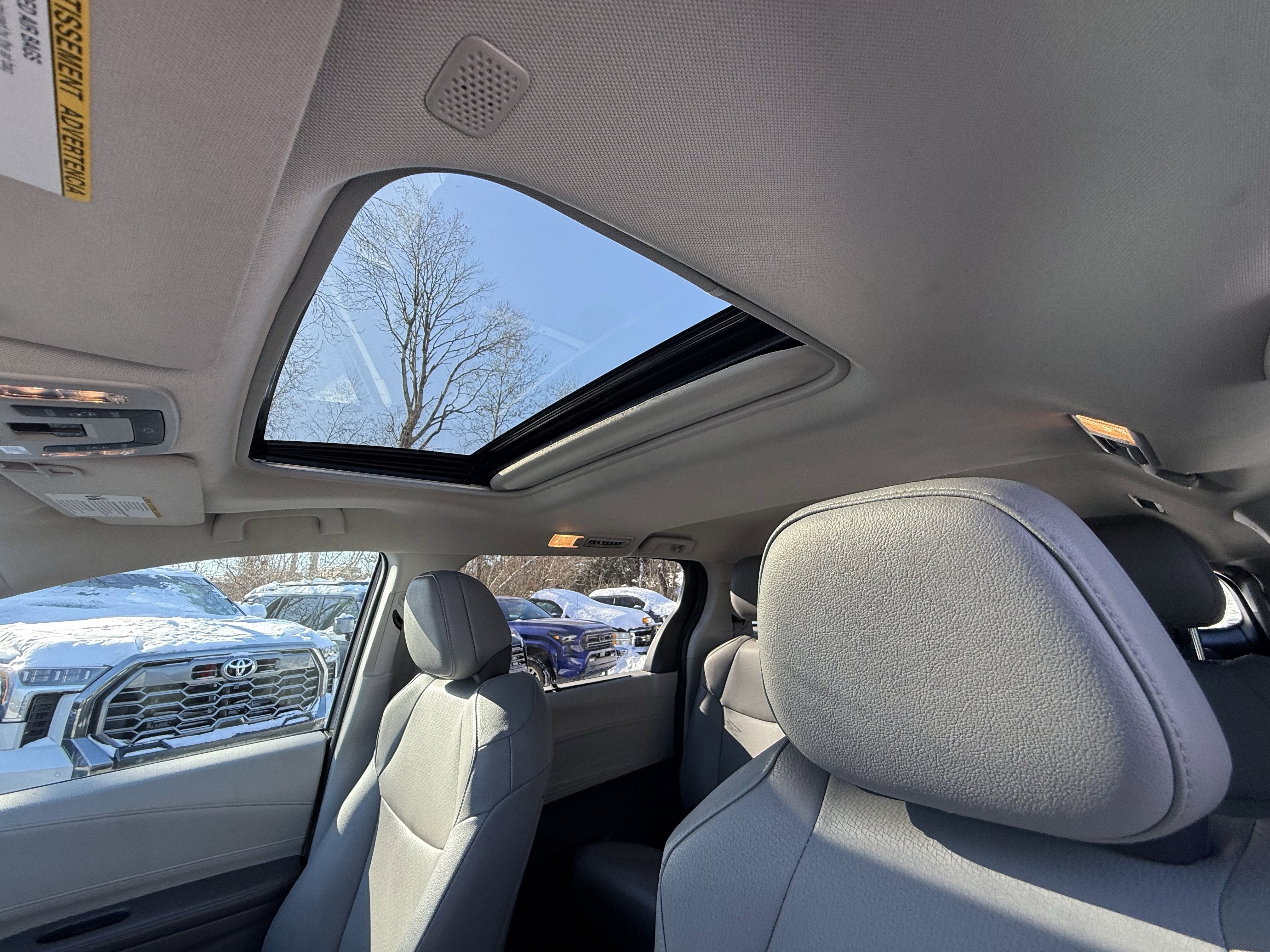 2023 Toyota Sienna XLE