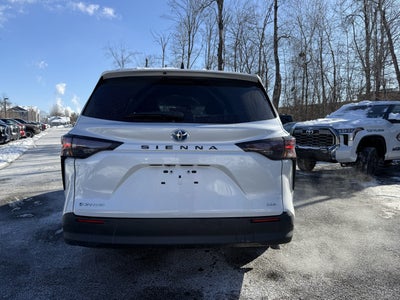 2025 Toyota Sienna XLE 7 Passenger