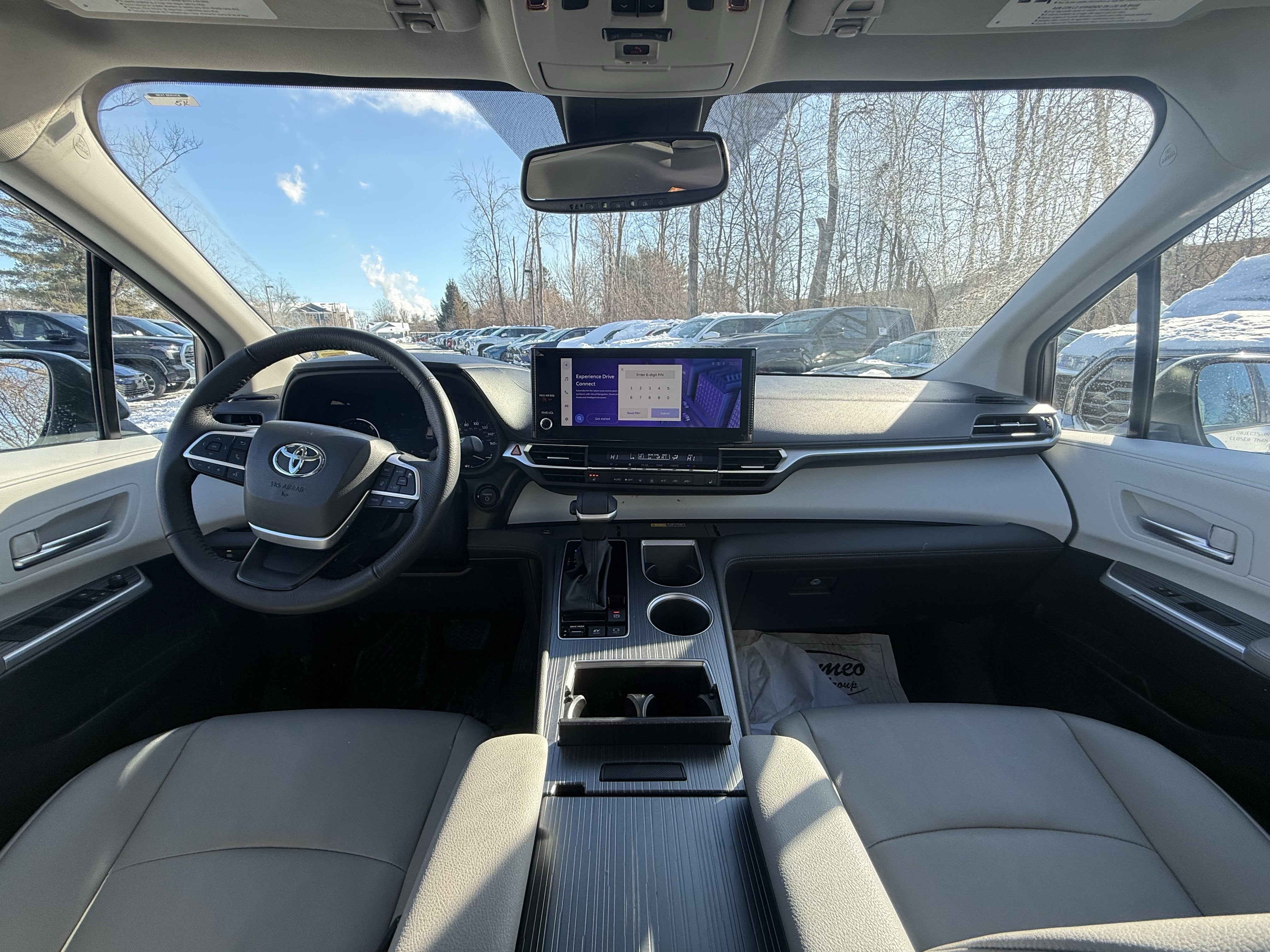 2025 Toyota Sienna XLE 7 Passenger