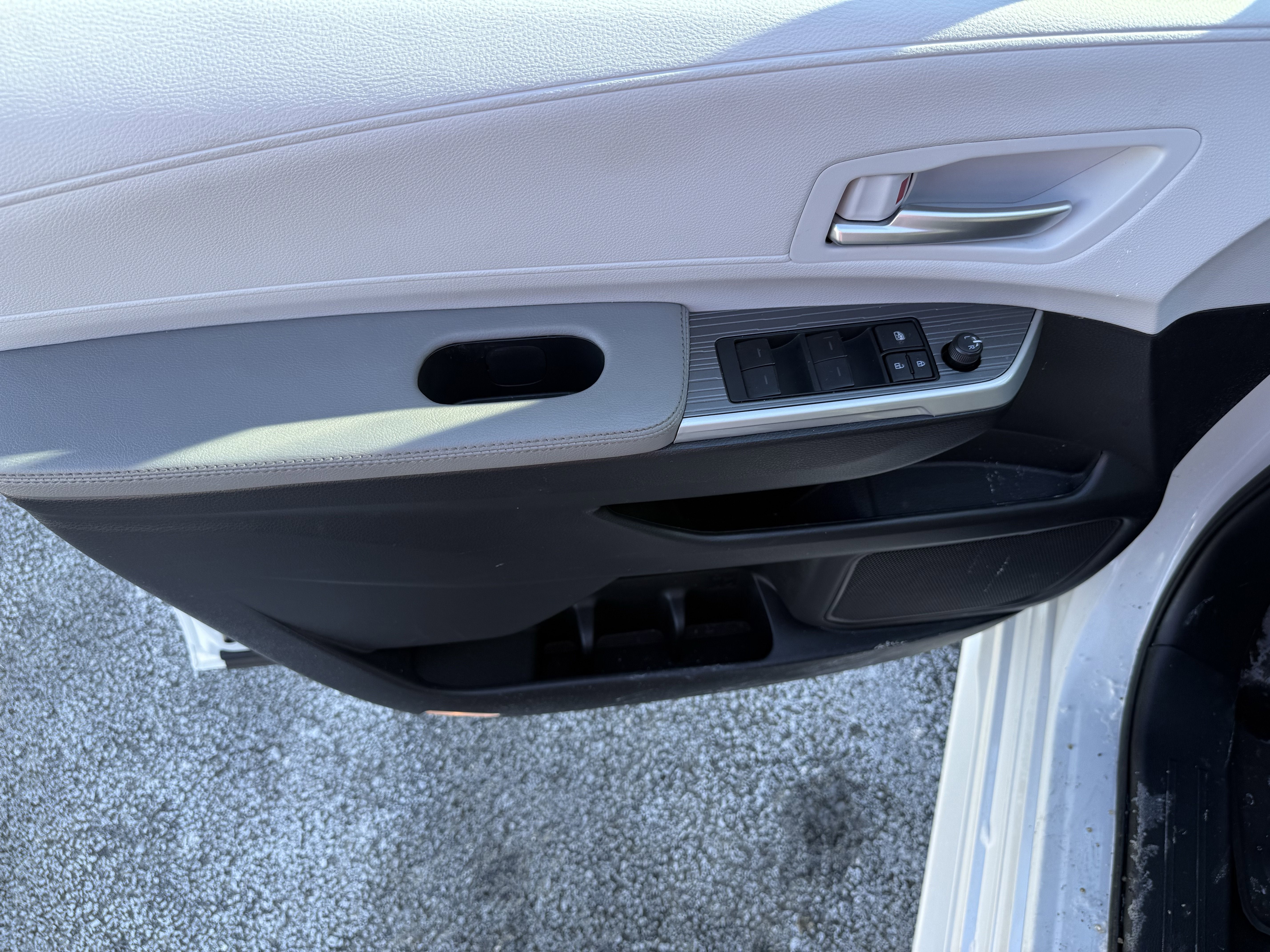 2025 Toyota Sienna XLE 7 Passenger