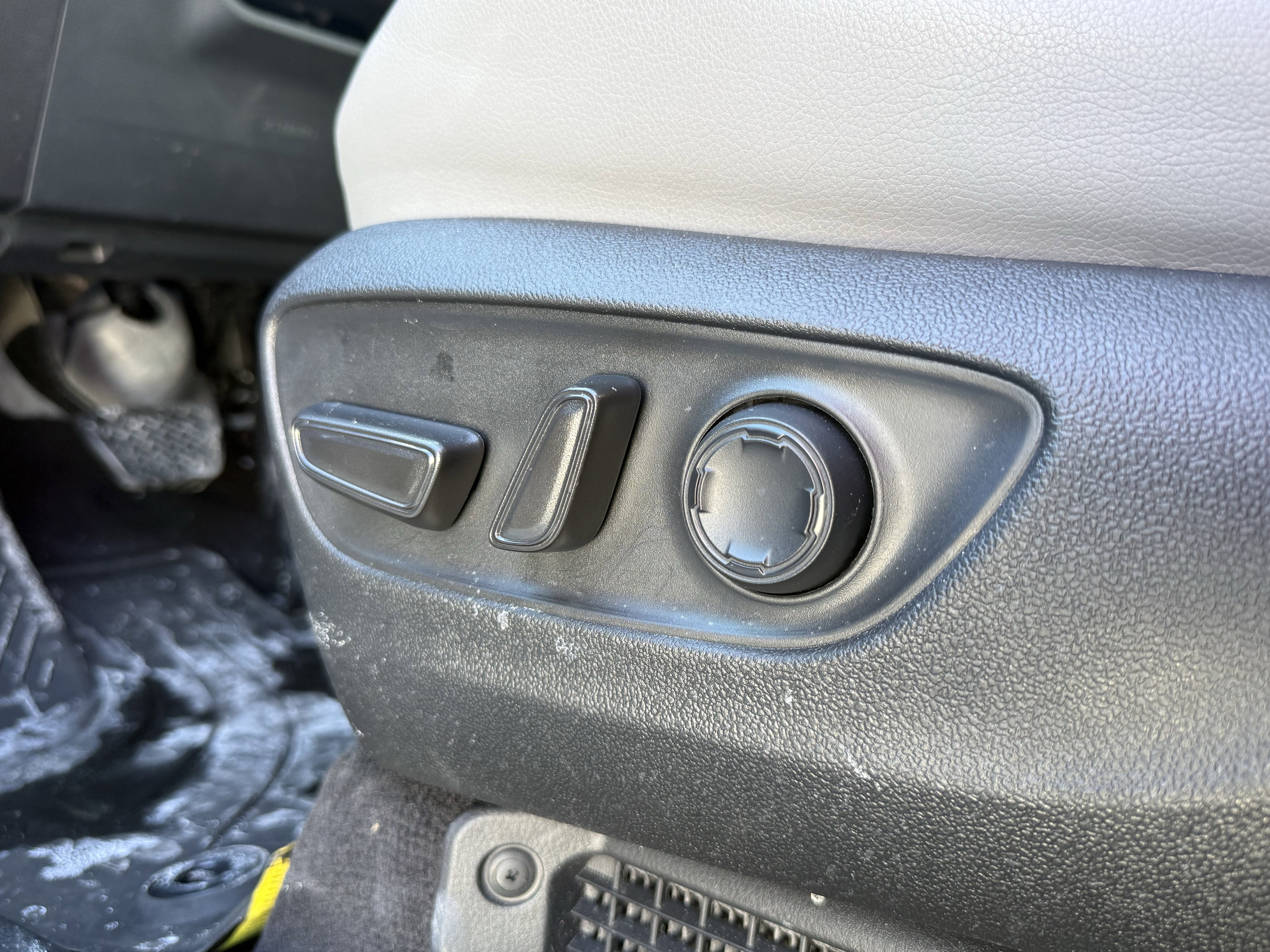 2025 Toyota Sienna XLE 7 Passenger