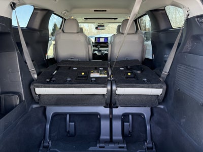 2025 Toyota Sienna XLE 7 Passenger