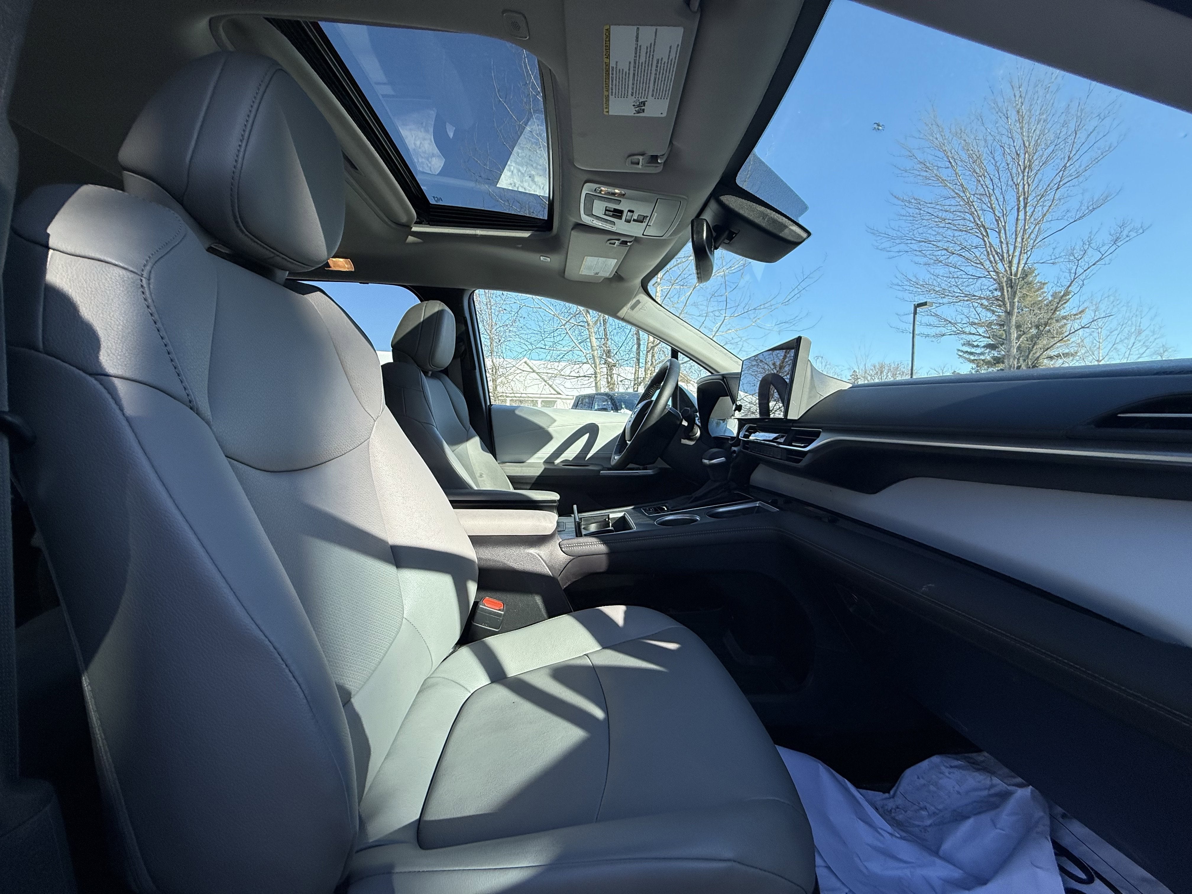 2025 Toyota Sienna XLE 7 Passenger