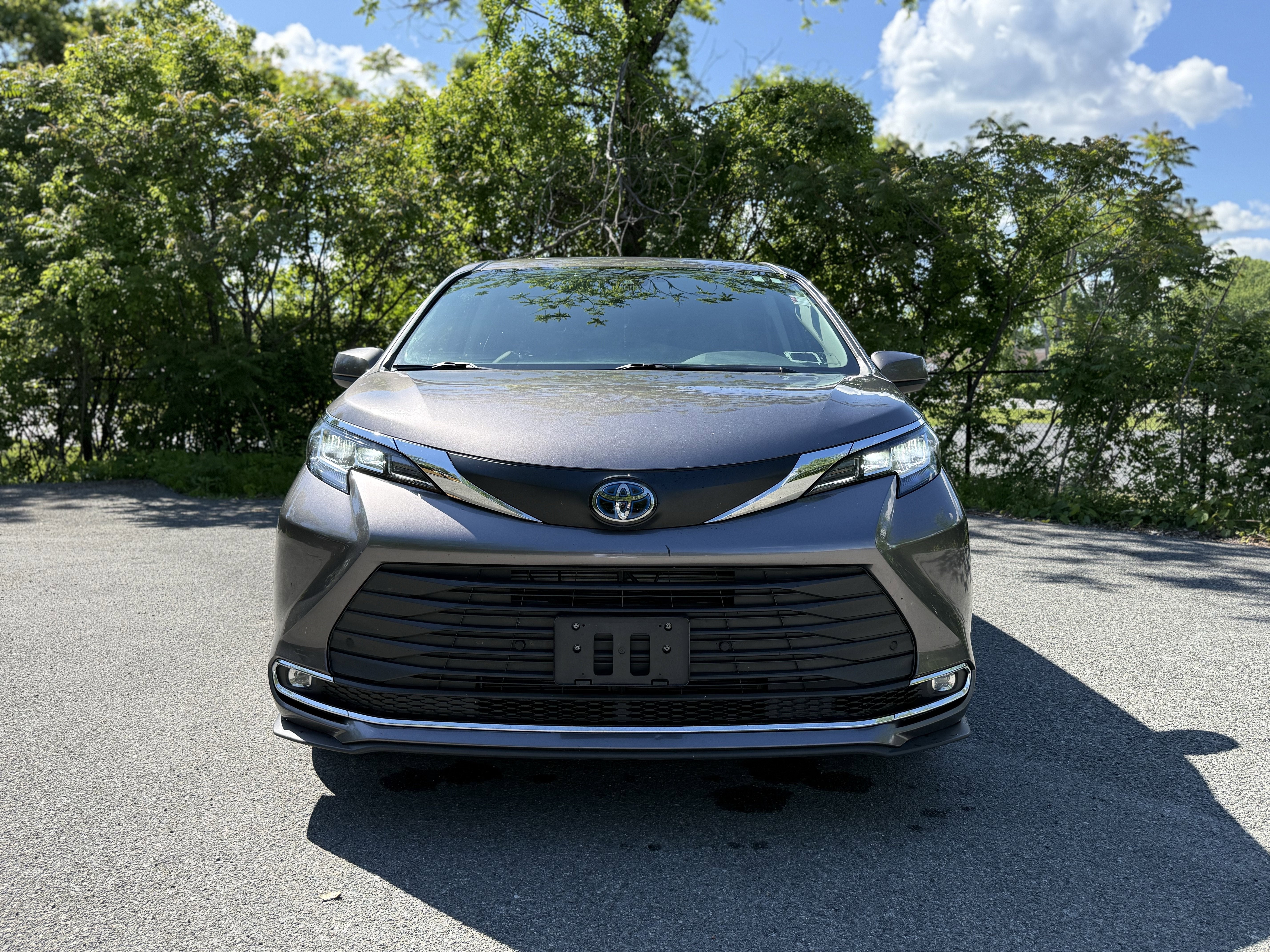 2021 Toyota Sienna XLE 7 Passenger