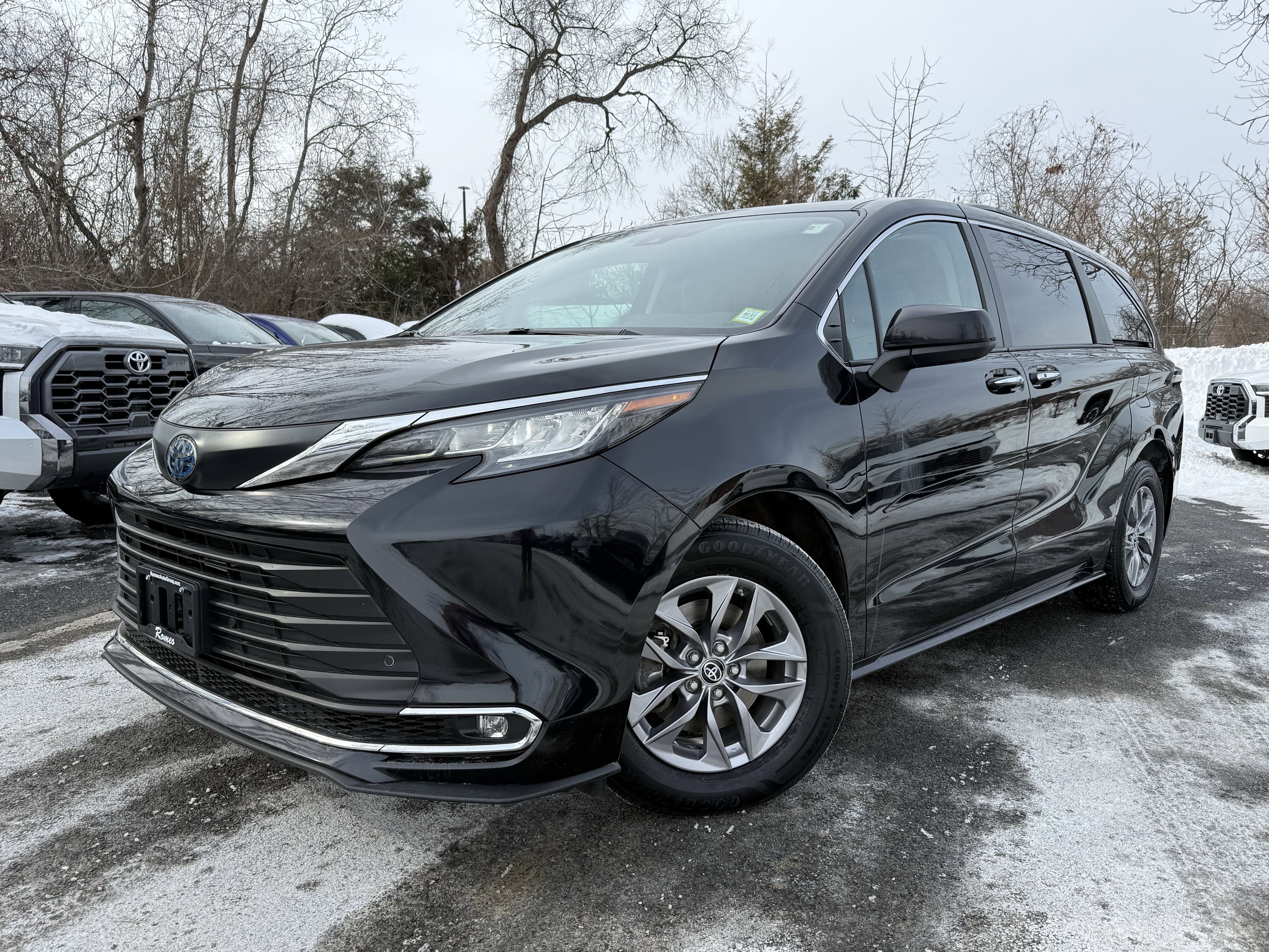 2023 Toyota Sienna XLE 7 Passenger