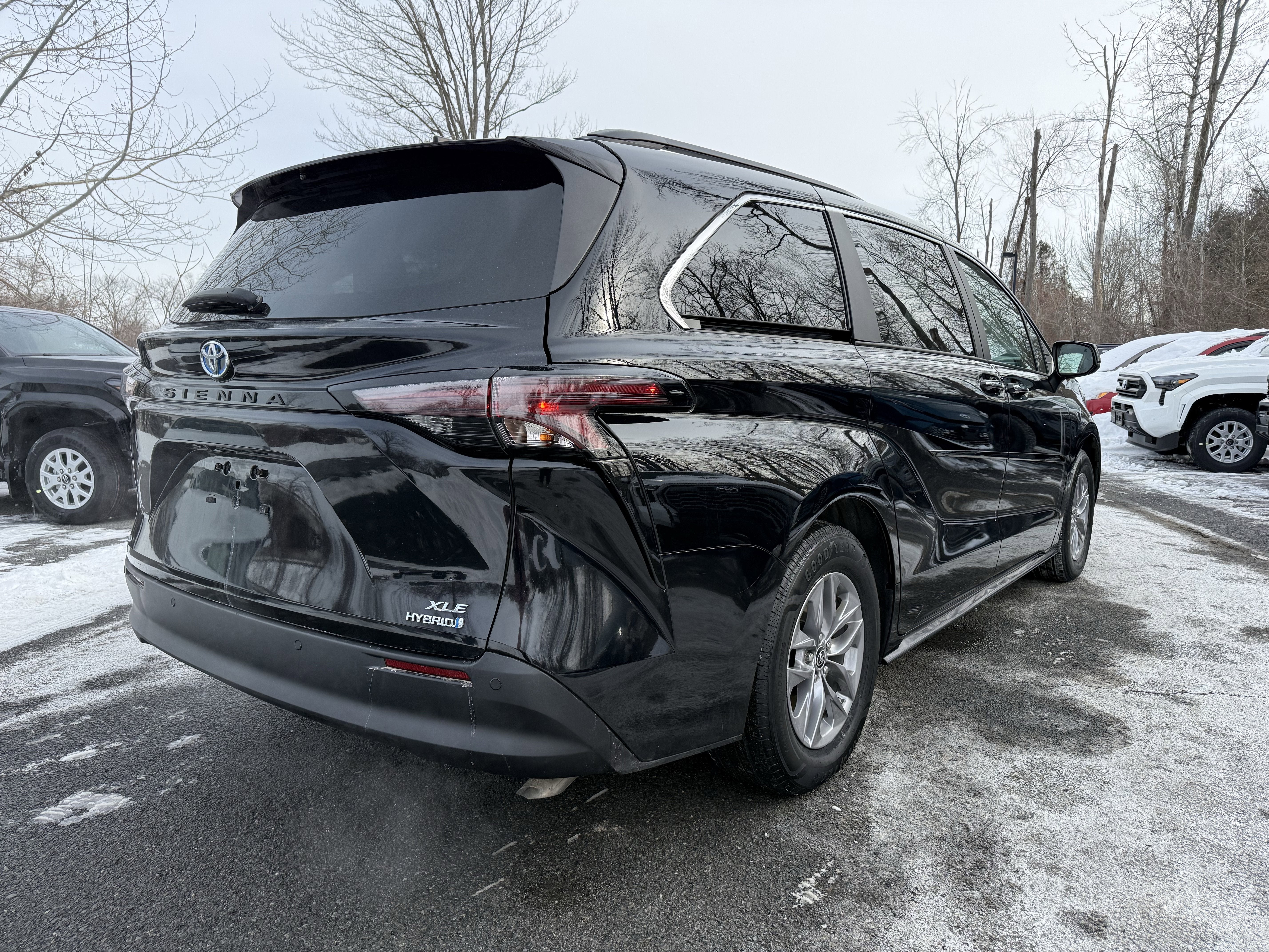 2023 Toyota Sienna XLE 7 Passenger
