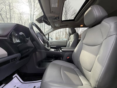 2023 Toyota Sienna XLE 7 Passenger