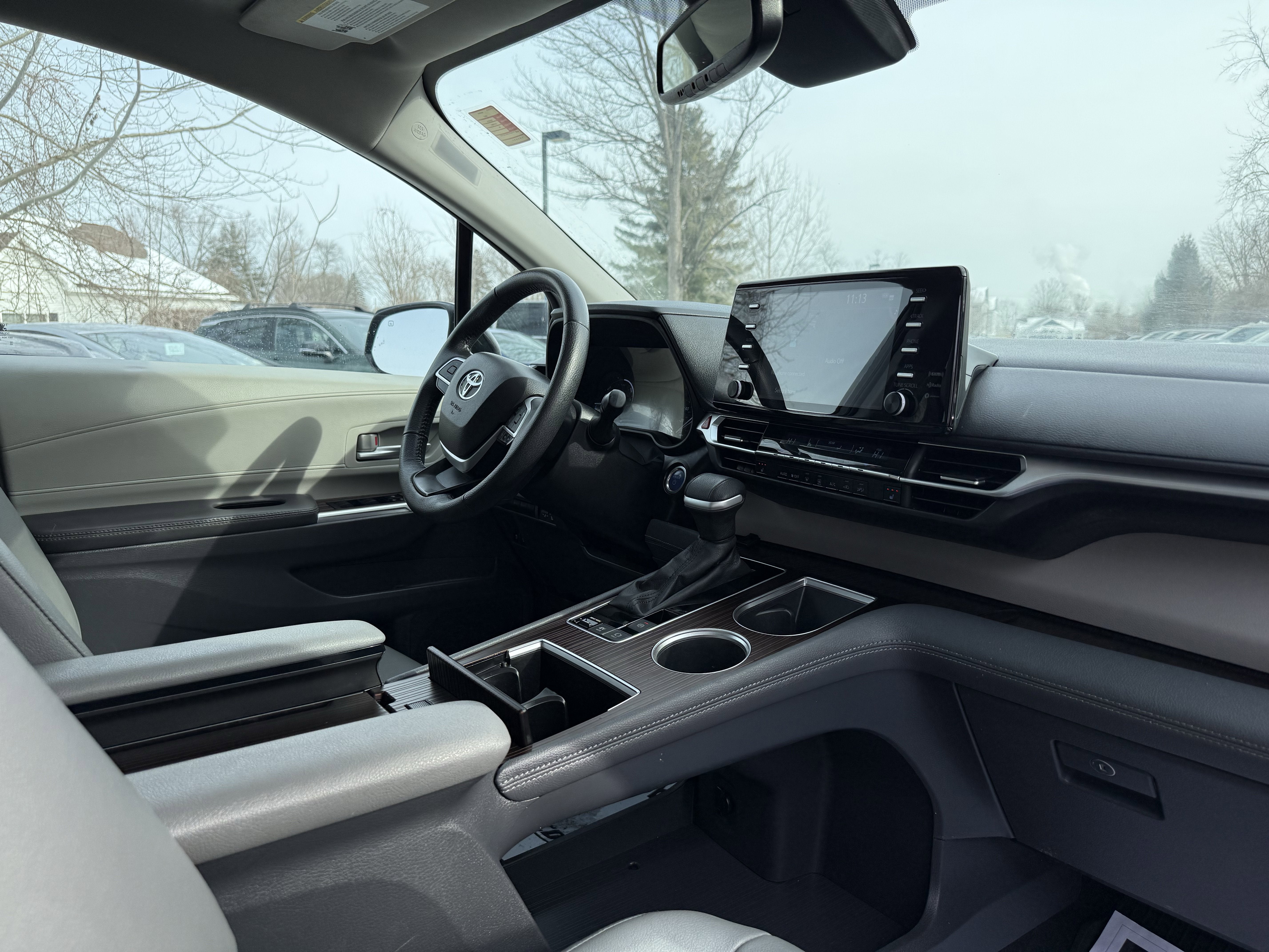 2023 Toyota Sienna XLE 7 Passenger