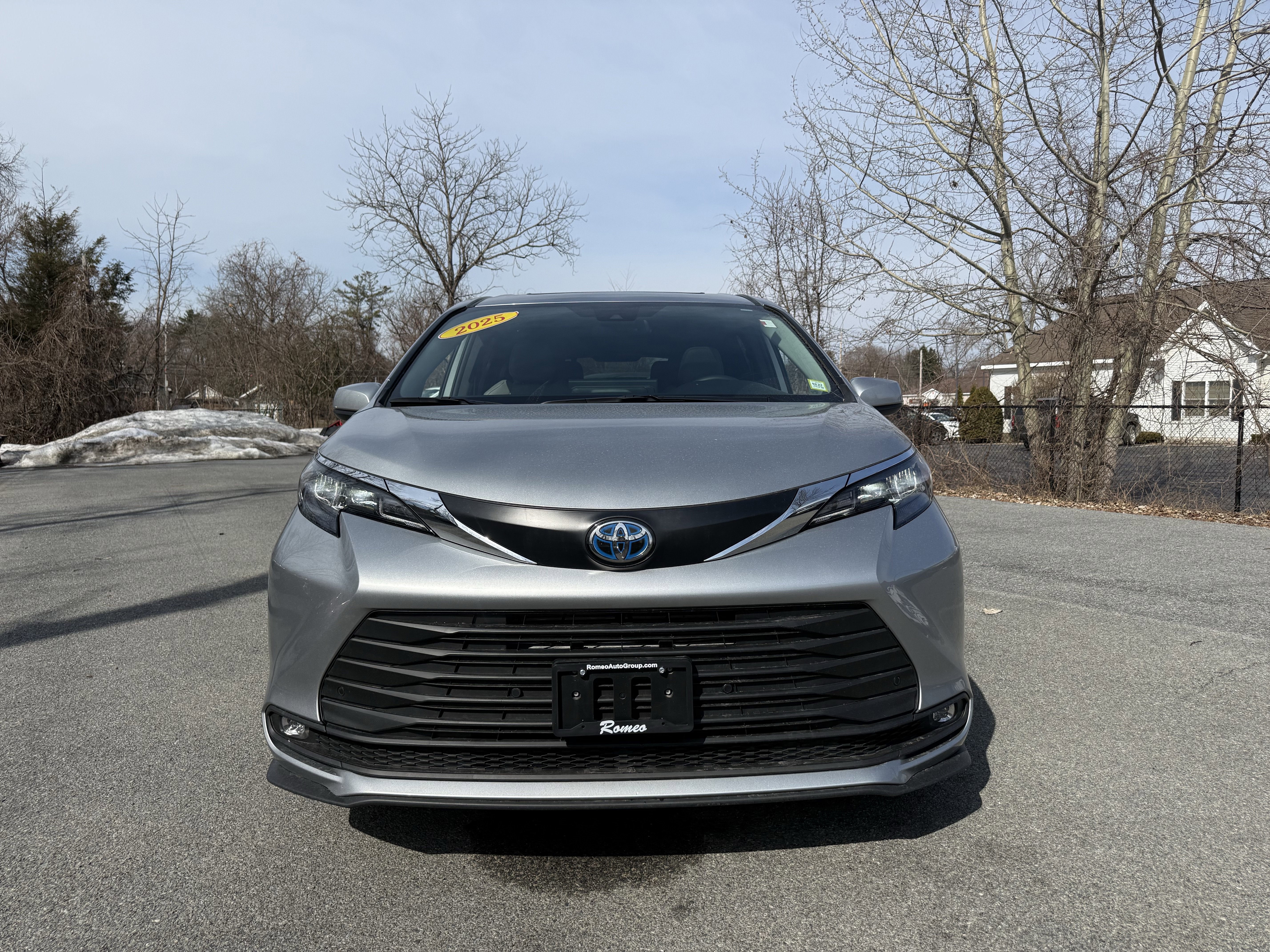 2025 Toyota Sienna XLE 7 Passenger