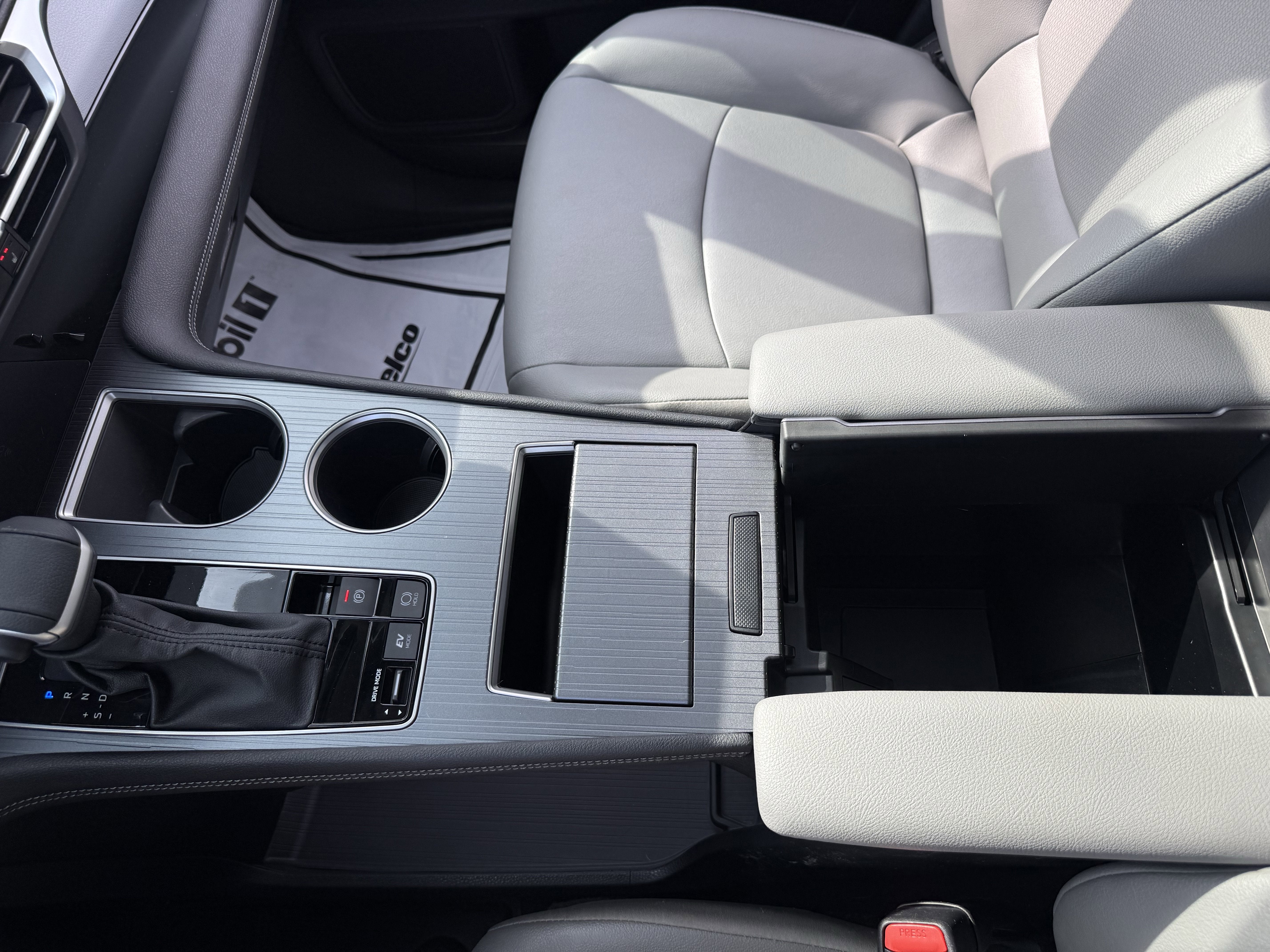 2025 Toyota Sienna XLE 7 Passenger