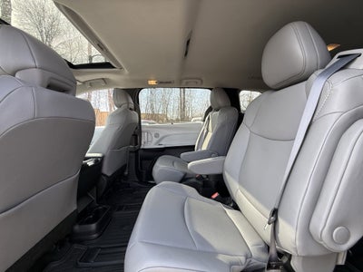 2025 Toyota Sienna XLE 7 Passenger