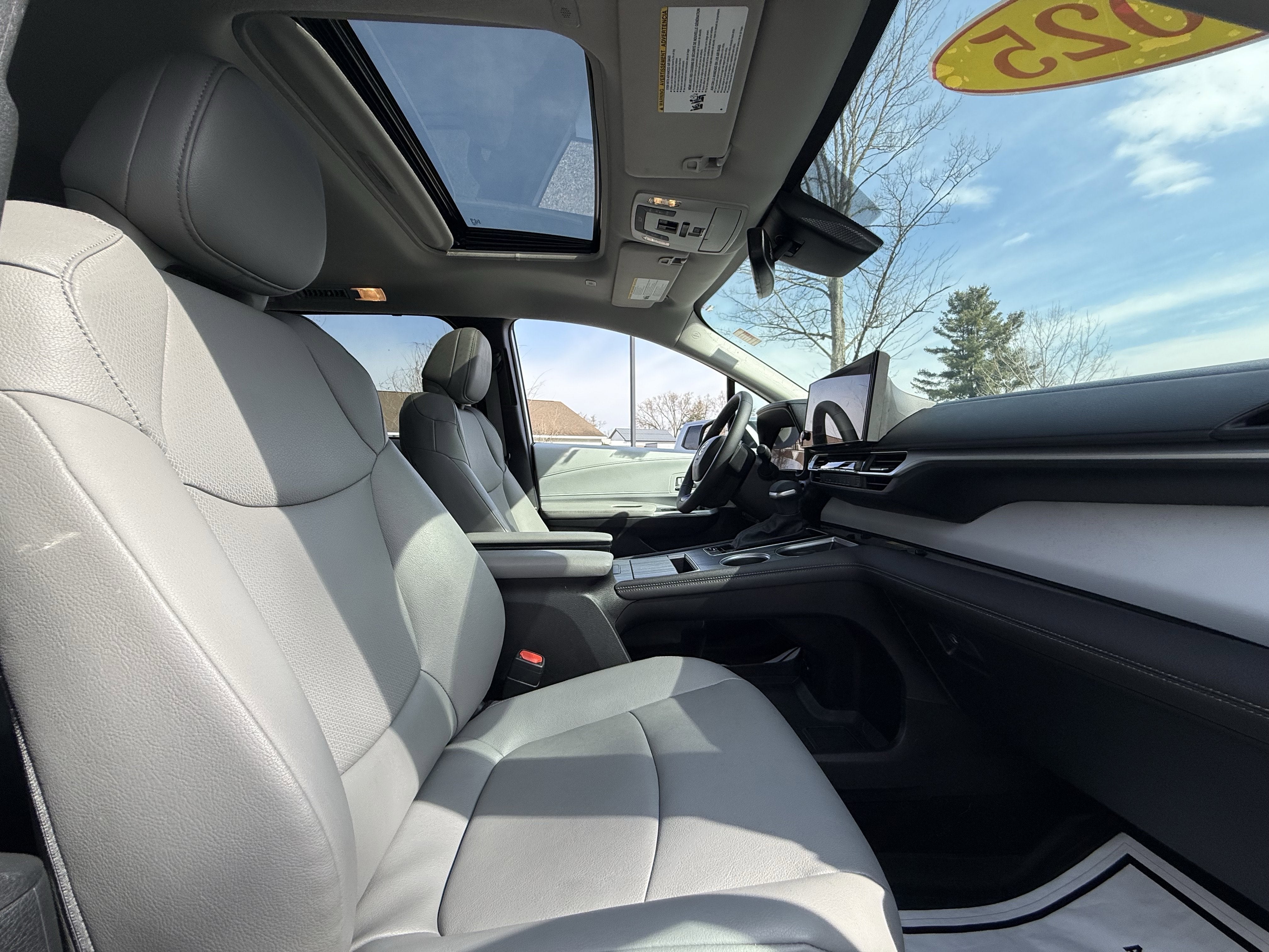 2025 Toyota Sienna XLE 7 Passenger