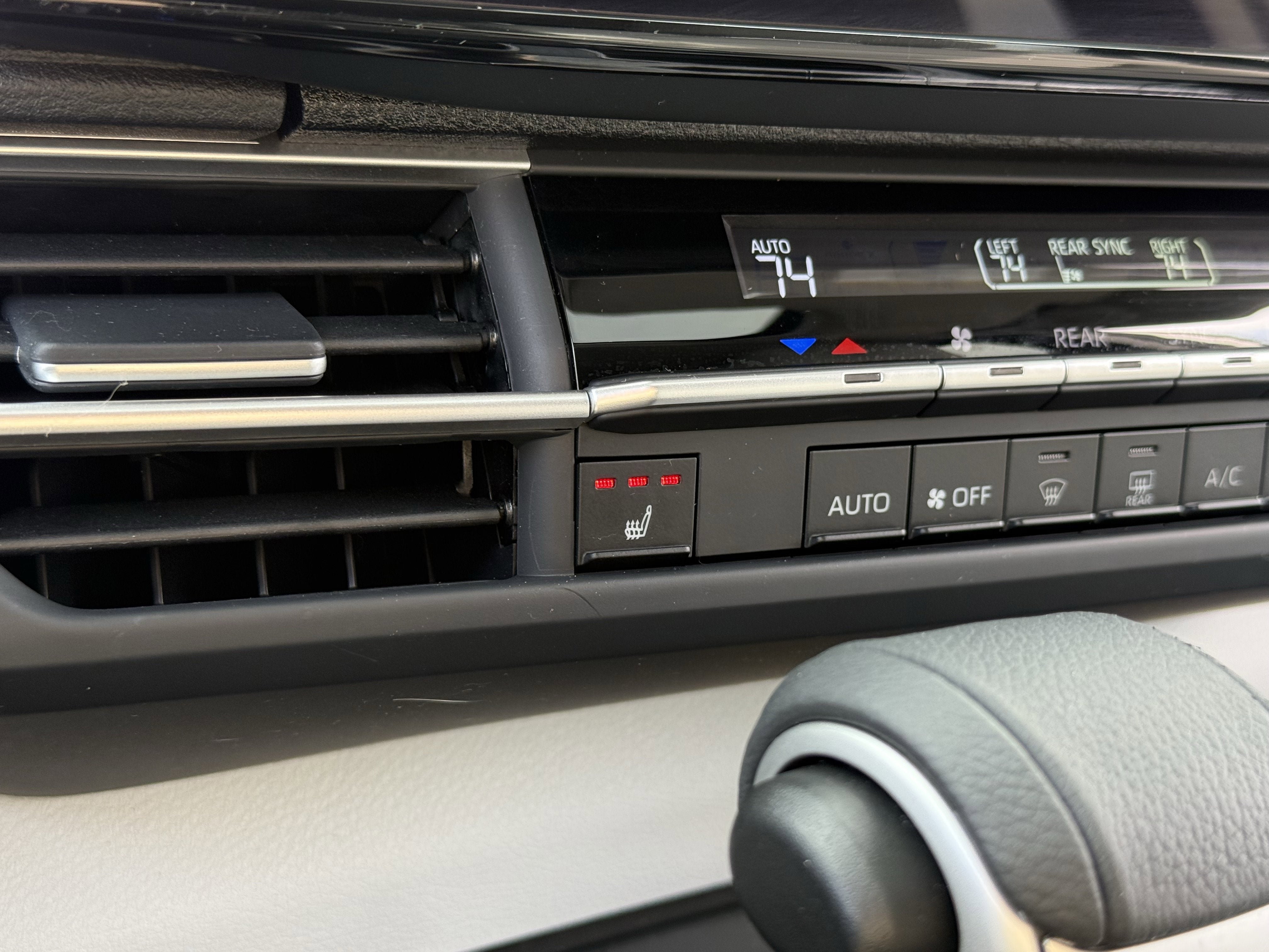 2025 Toyota Sienna XLE 7 Passenger